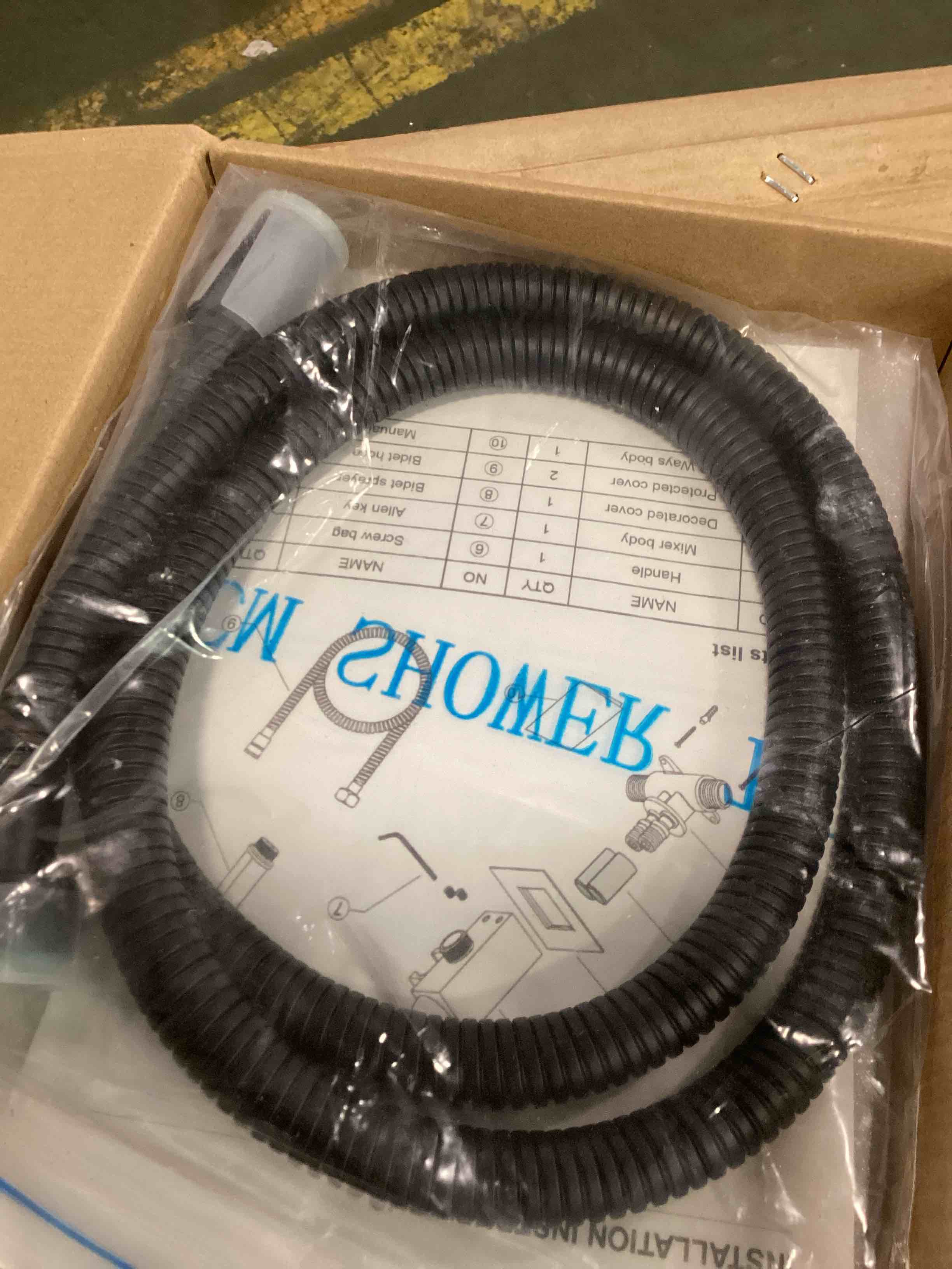 https://s3.amazonaws.com/lotting-images-prod/bidfta/PNK2308669_1746635498510.jpeg