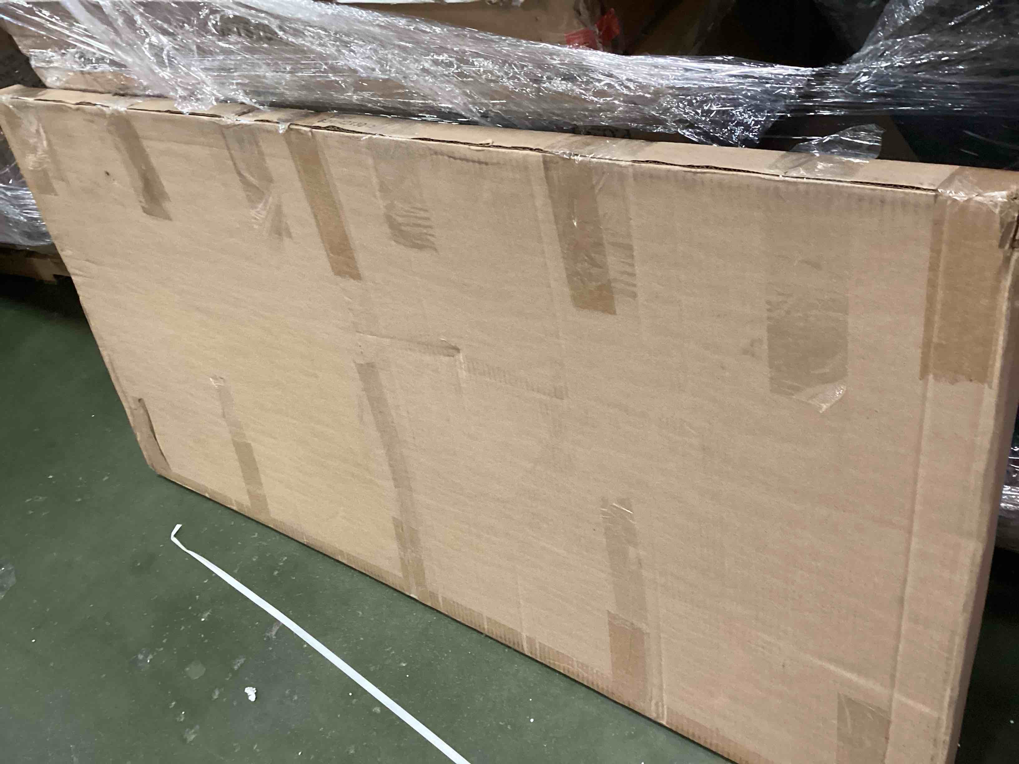 https://s3.amazonaws.com/lotting-images-prod/bidfta/PNK2308906_1746797732652.jpeg