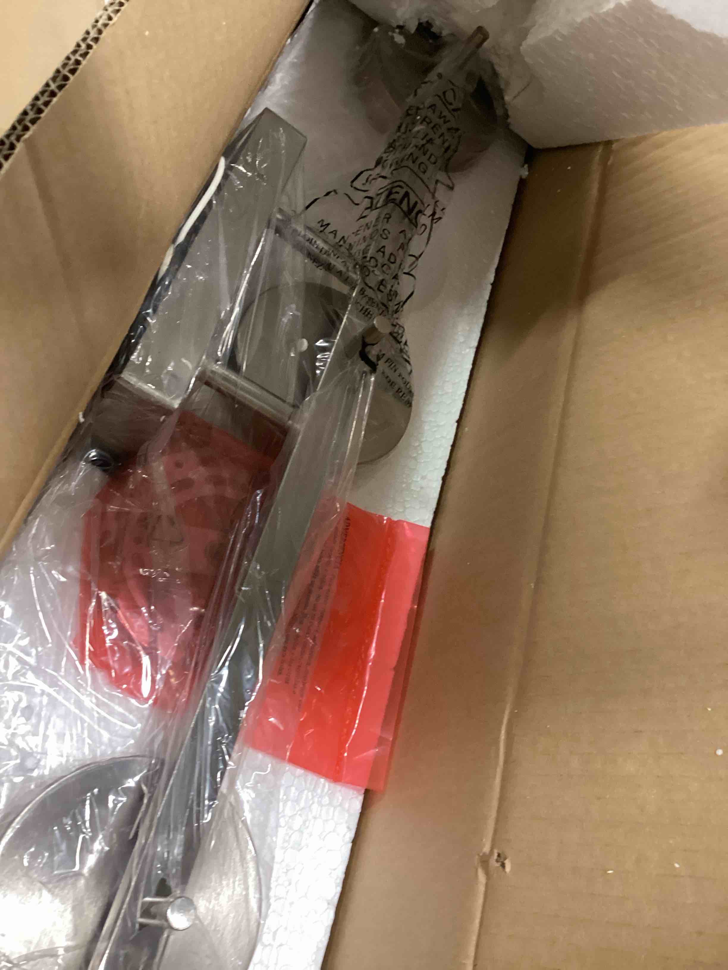 https://s3.amazonaws.com/lotting-images-prod/bidfta/PNK2310065_1748371686233.jpeg