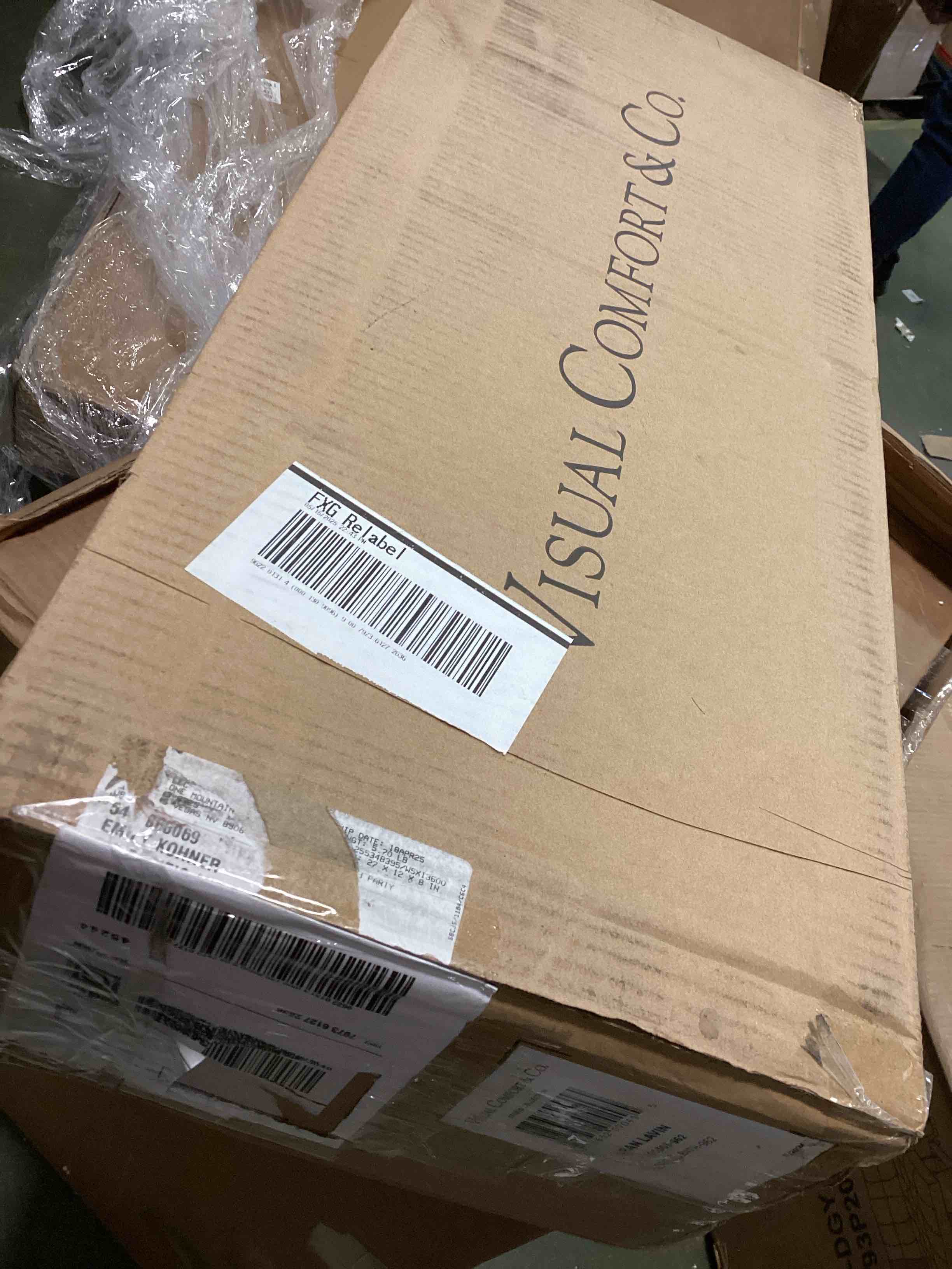 https://s3.amazonaws.com/lotting-images-prod/bidfta/PNK2310065_1748371738366.jpeg