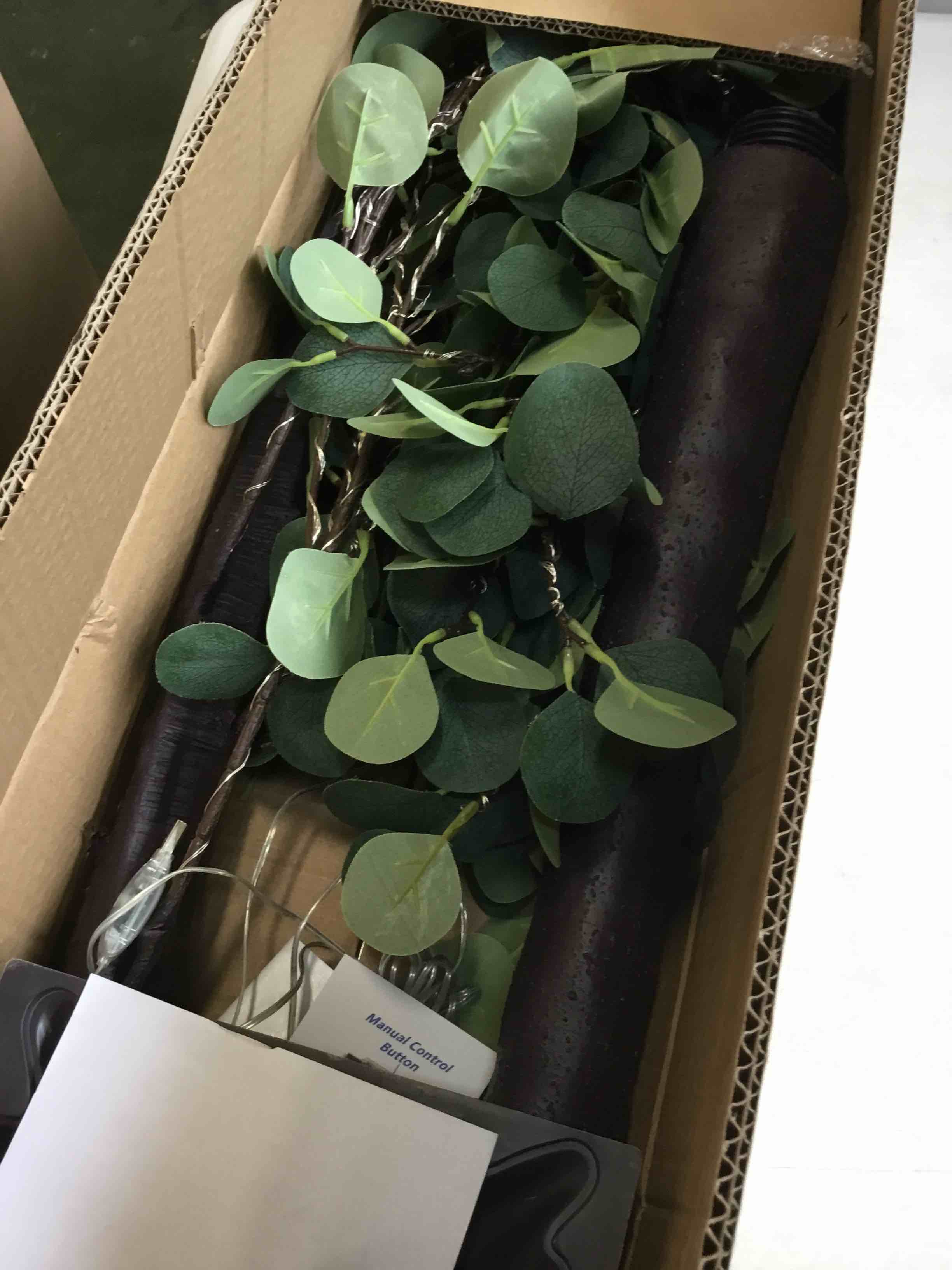 https://s3.amazonaws.com/lotting-images-prod/bidfta/PNK2314931_1745955252310.jpeg