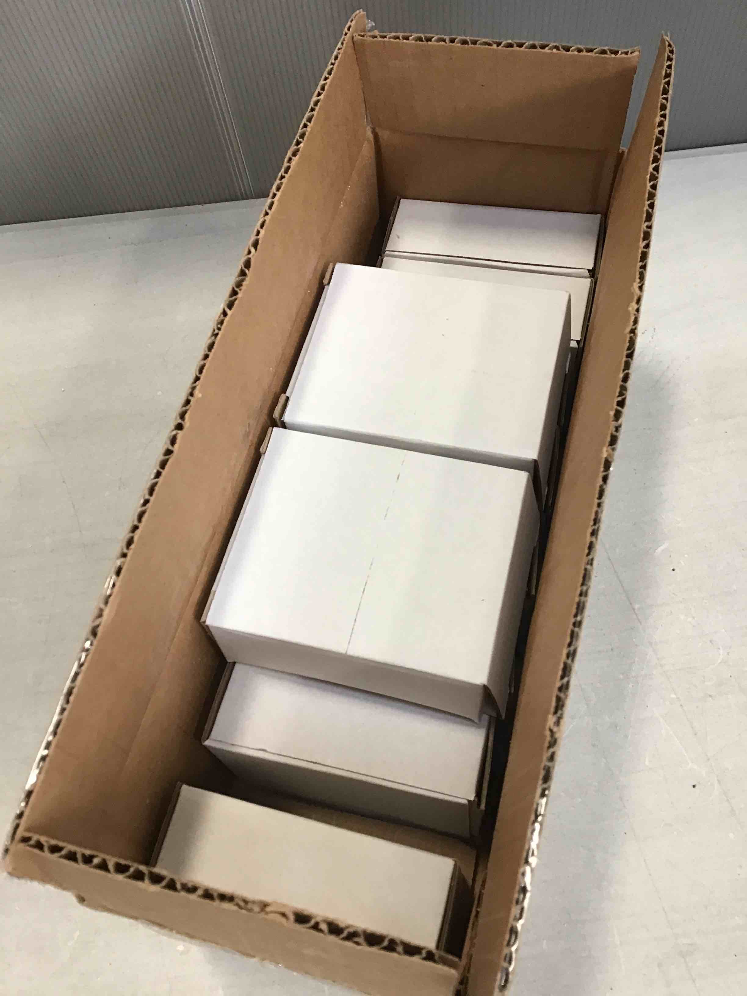 https://s3.amazonaws.com/lotting-images-prod/bidfta/PNK2315578_1746622950827.jpeg