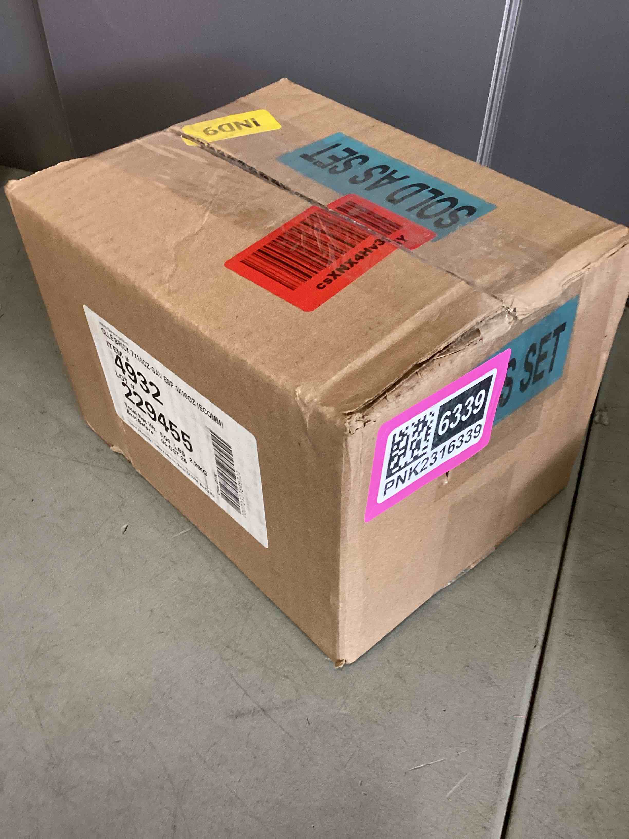 https://s3.amazonaws.com/lotting-images-prod/bidfta/PNK2316339_1749133942544.jpeg