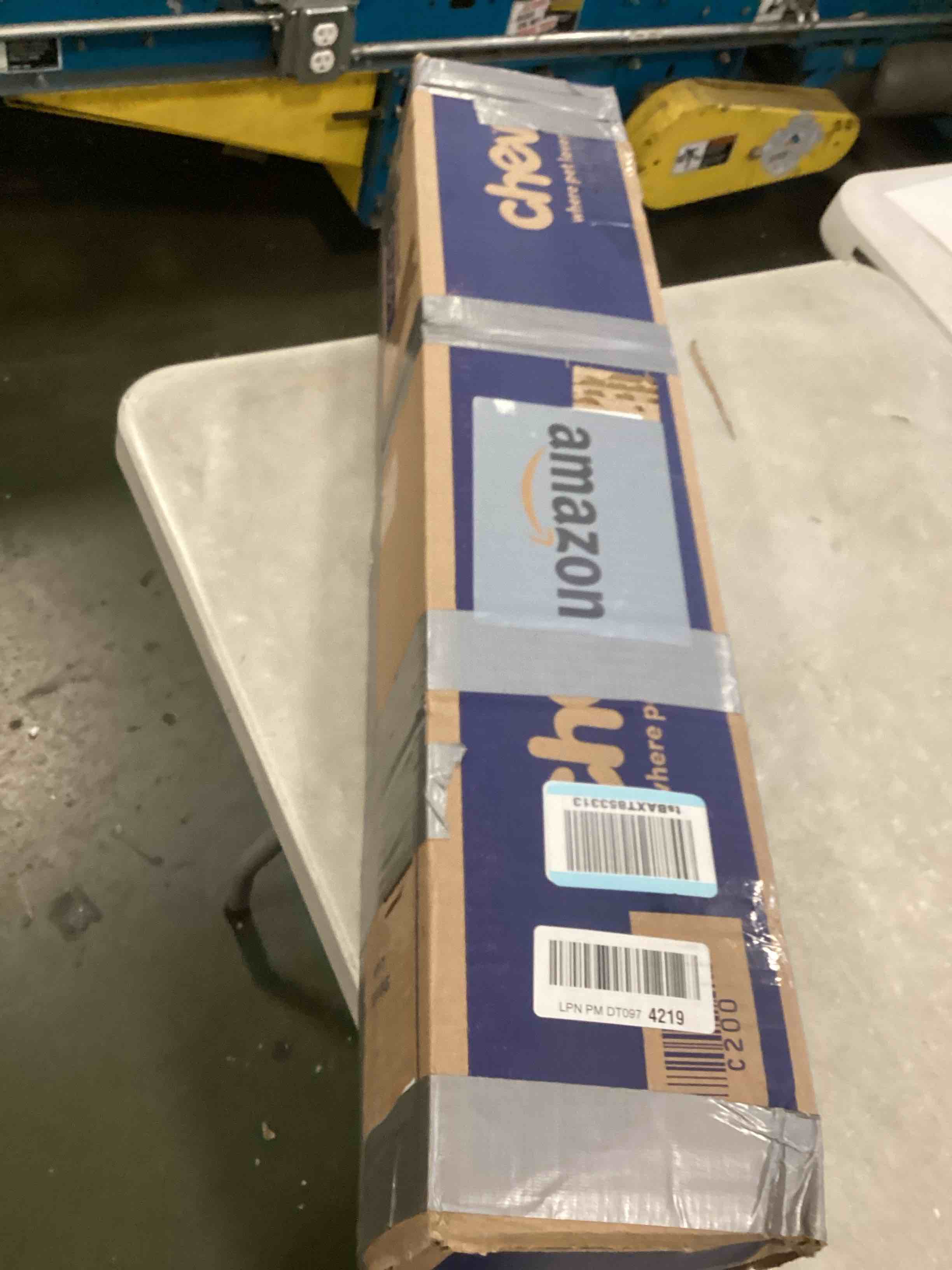 https://s3.amazonaws.com/lotting-images-prod/bidfta/PNK2317308_1743778039010.jpeg