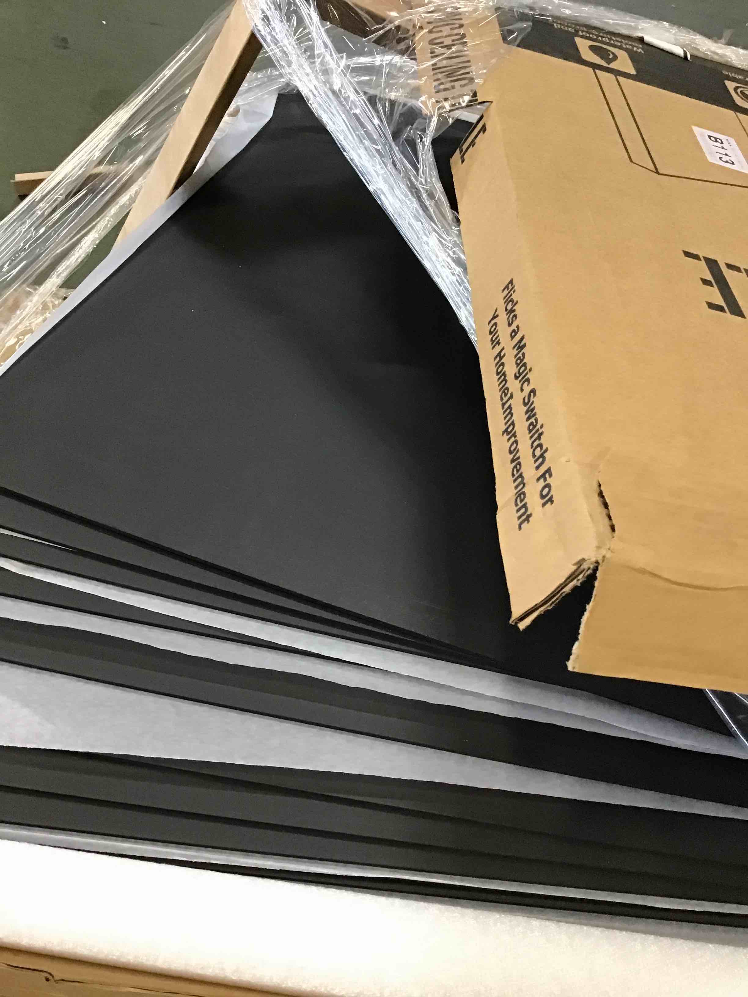 https://s3.amazonaws.com/lotting-images-prod/bidfta/PNK2317423_1744046335417.jpeg