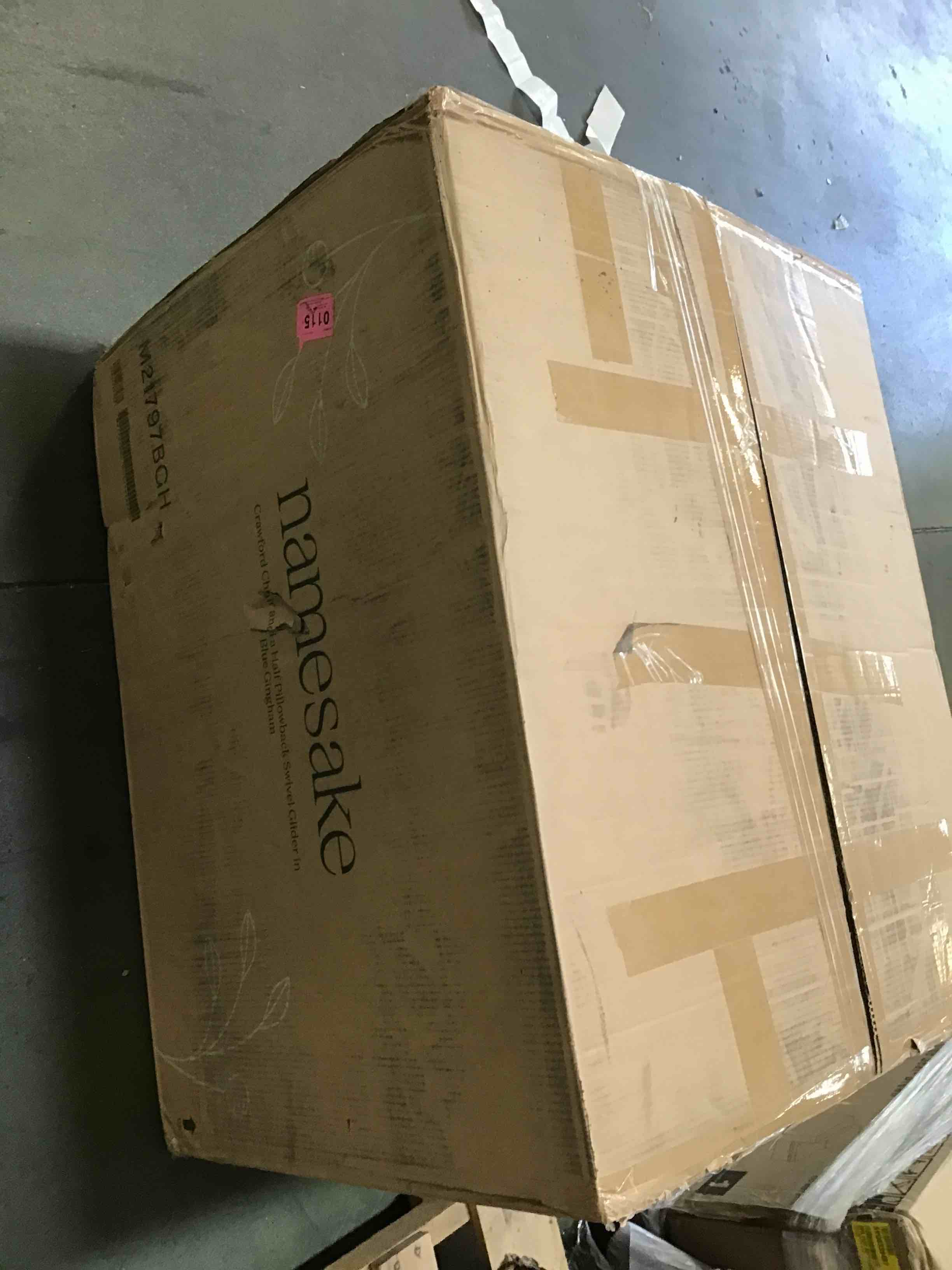 https://s3.amazonaws.com/lotting-images-prod/bidfta/PNK2317427_1744048338991.jpeg