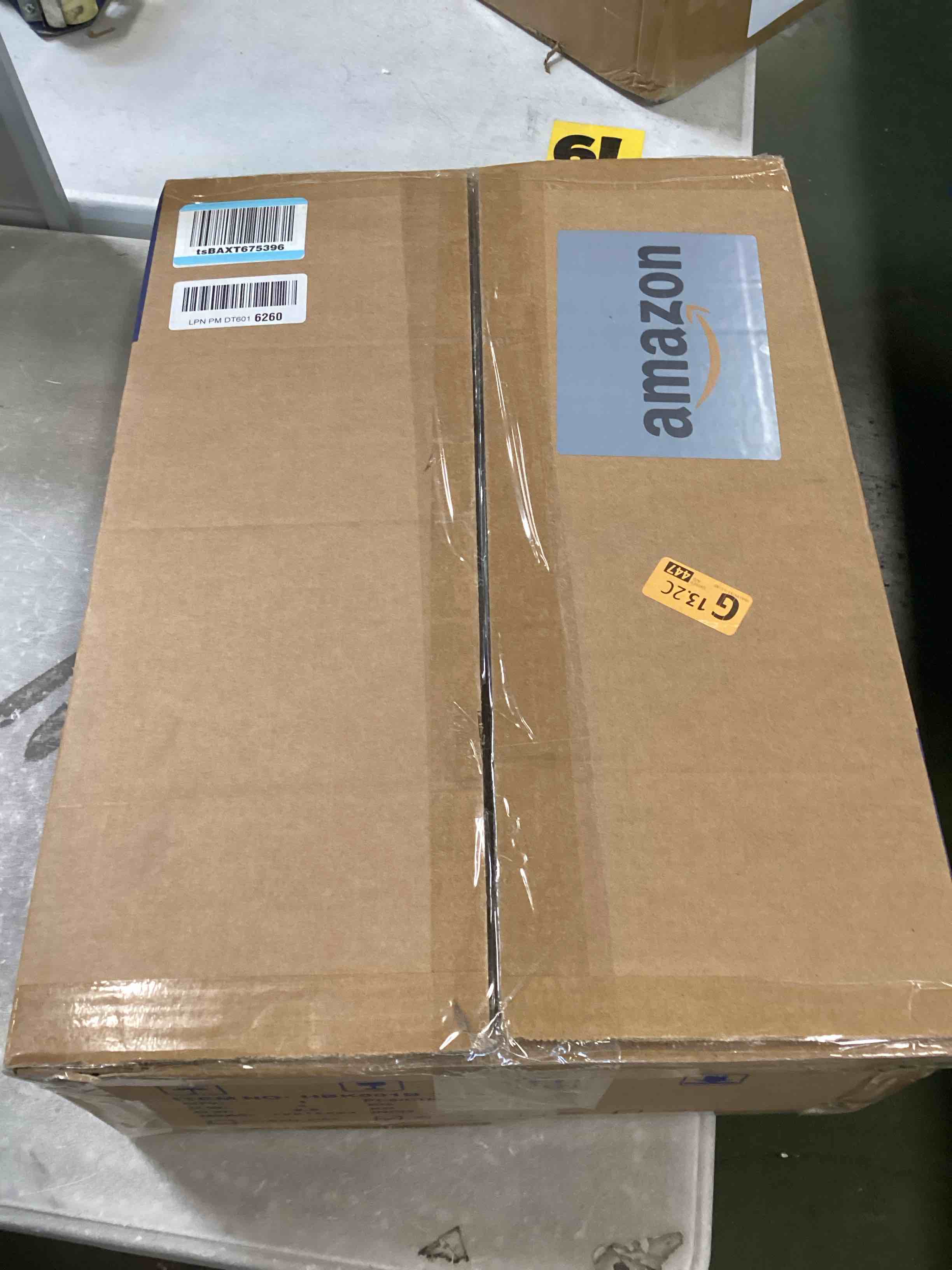 https://s3.amazonaws.com/lotting-images-prod/bidfta/PNK2318720_1745505011095.jpeg