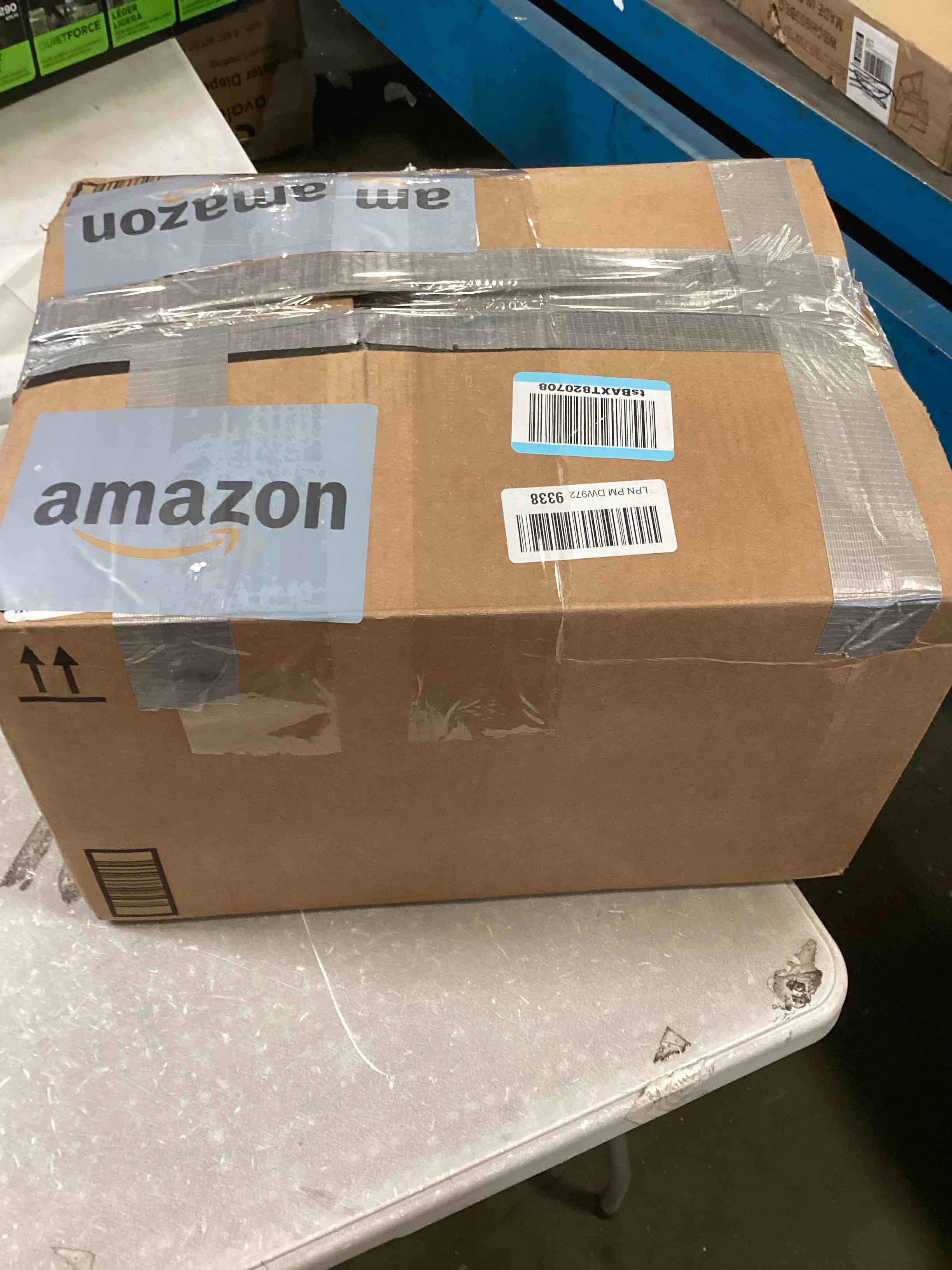 https://s3.amazonaws.com/lotting-images-prod/bidfta/PNK2318830_1745511845987.jpeg
