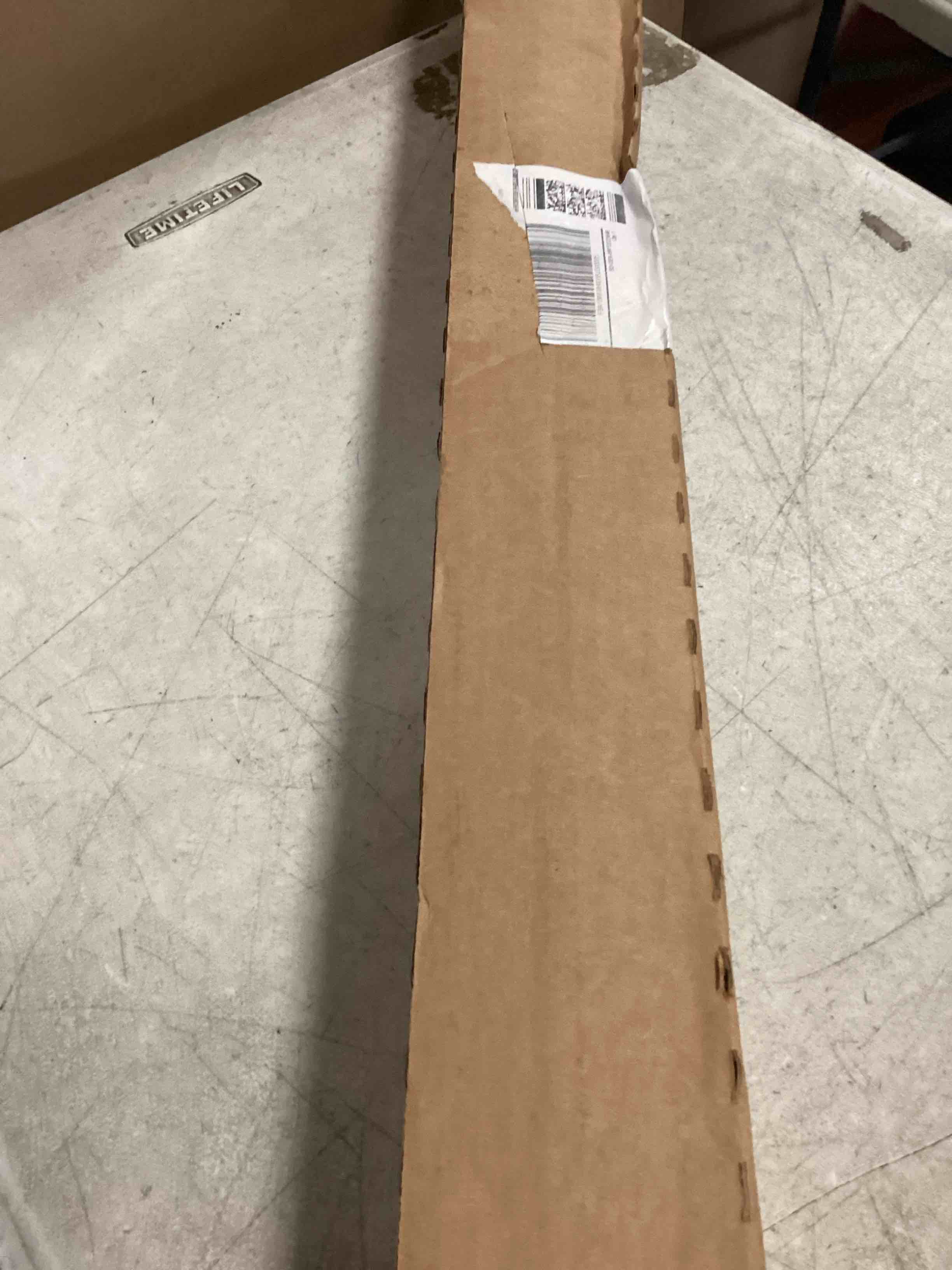 https://s3.amazonaws.com/lotting-images-prod/bidfta/PNK2319366_1745933180698.jpeg