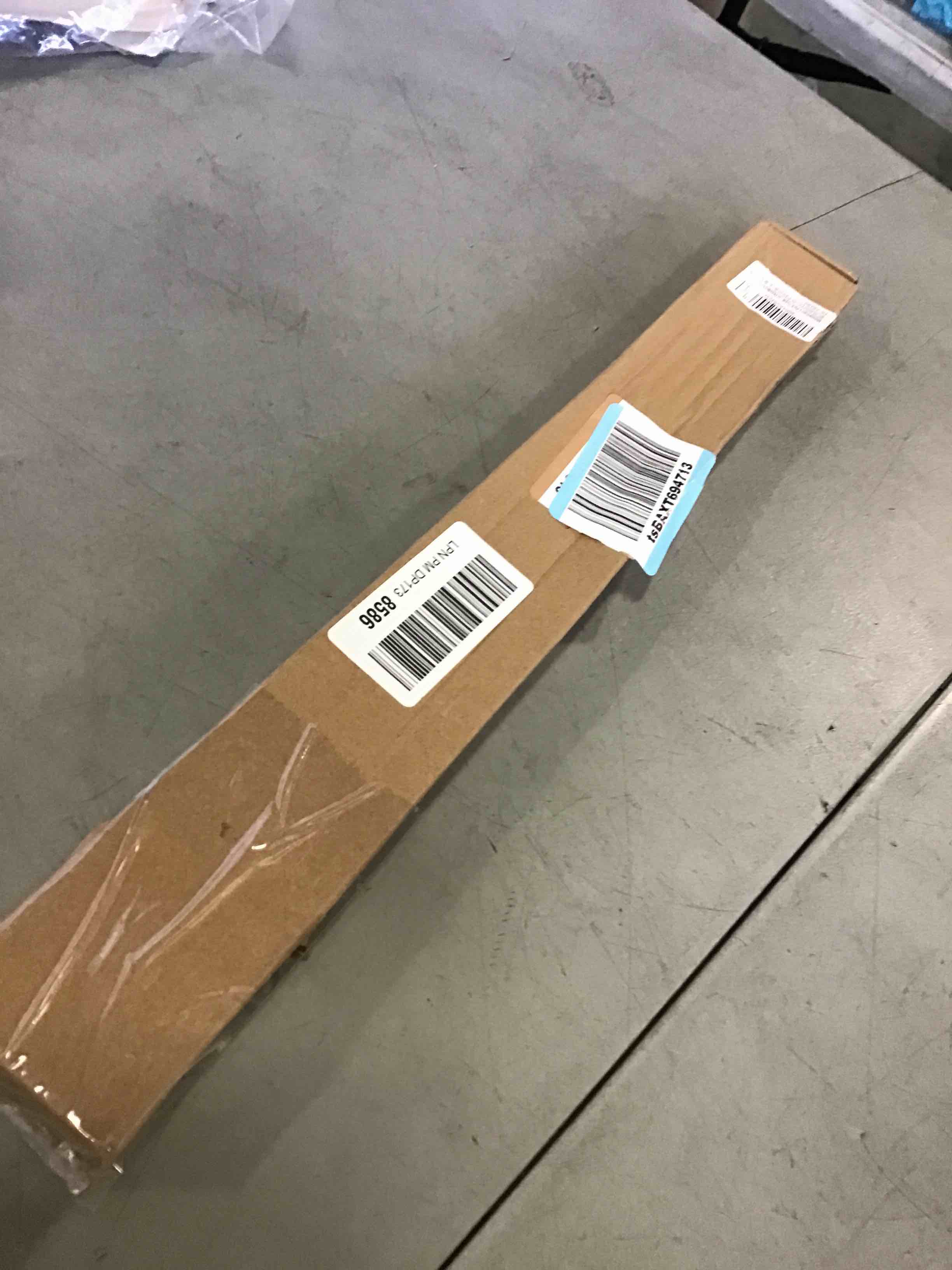 https://s3.amazonaws.com/lotting-images-prod/bidfta/PNK2320291_1741718973987.jpeg