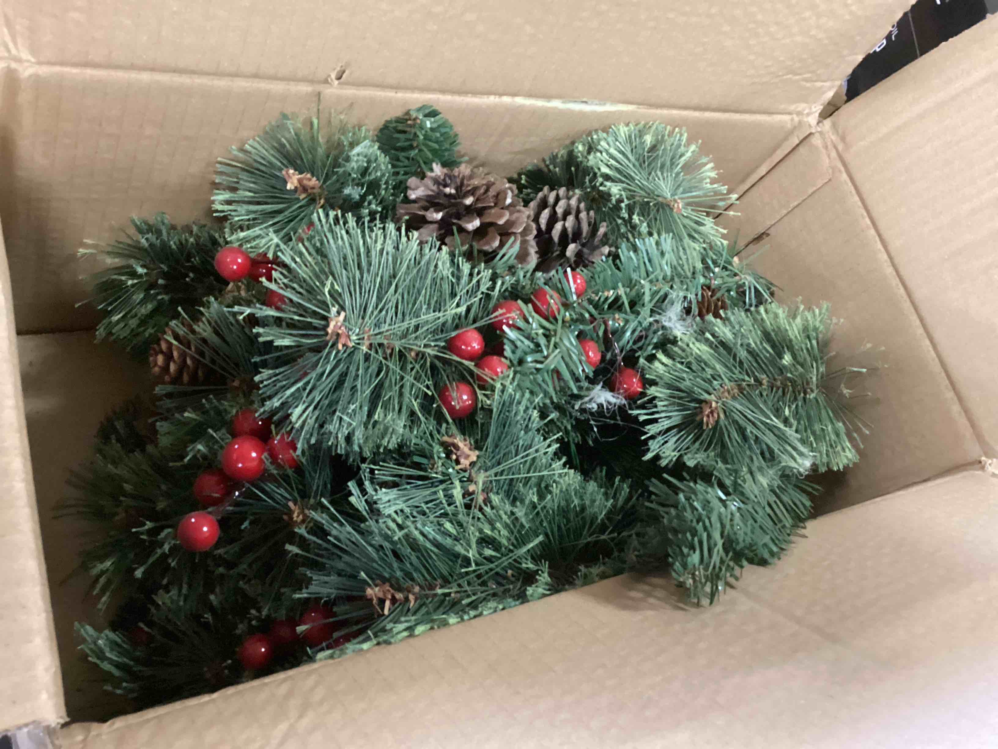 https://s3.amazonaws.com/lotting-images-prod/bidfta/PNK2320522_1741872370658.jpeg