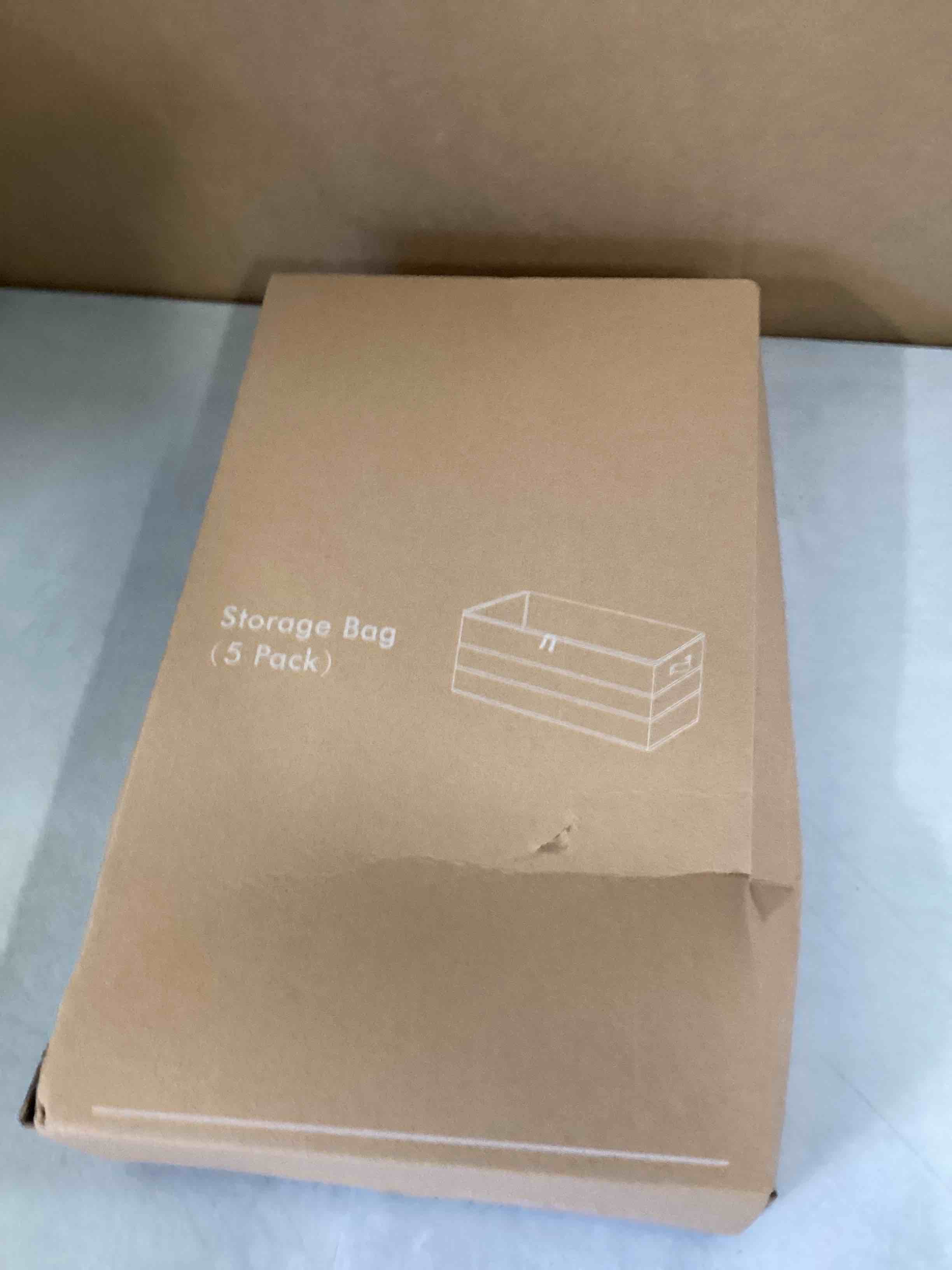https://s3.amazonaws.com/lotting-images-prod/bidfta/PNK2322402_1745502882131.jpeg