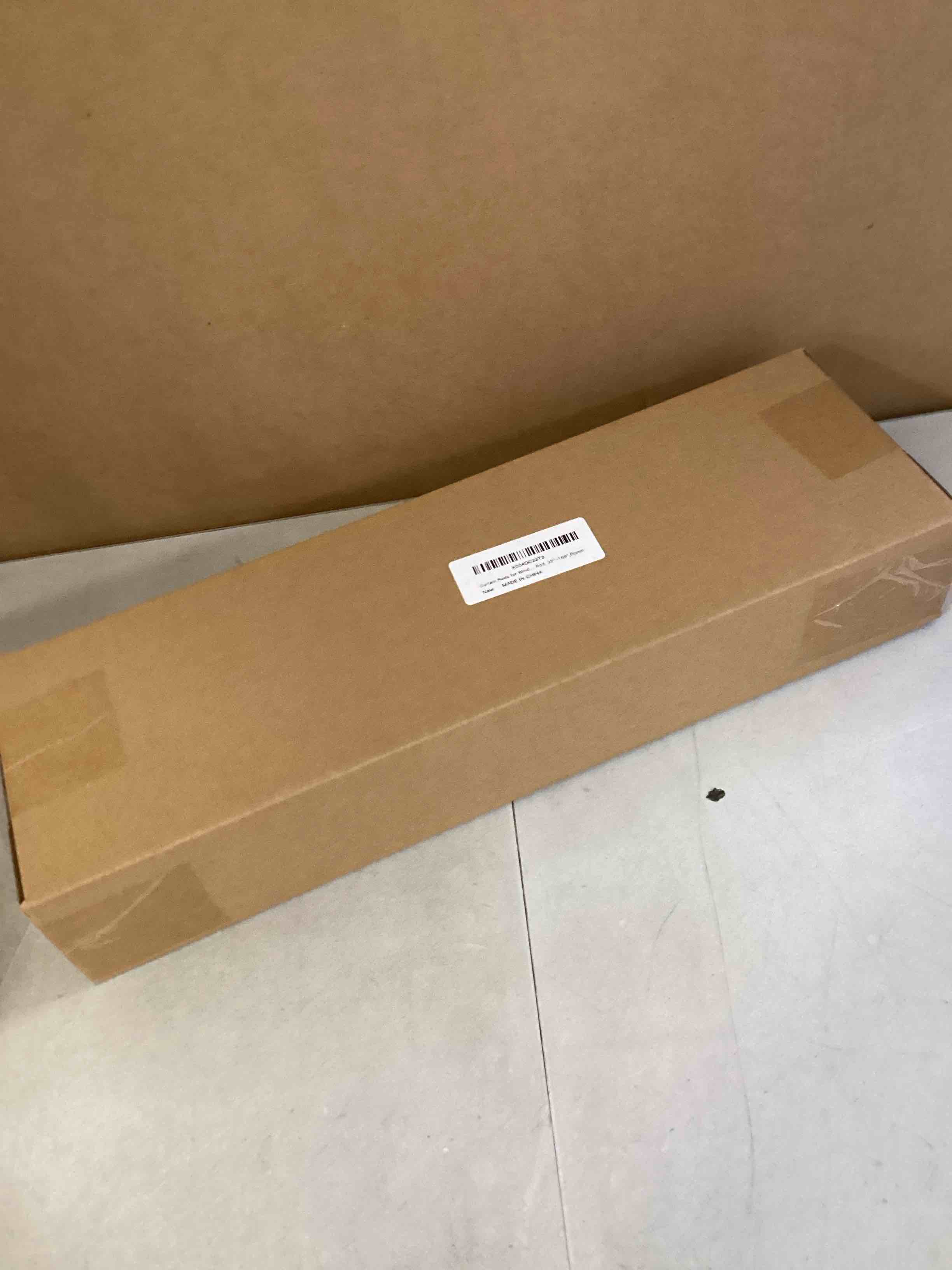https://s3.amazonaws.com/lotting-images-prod/bidfta/PNK2322433_1745507888350.jpeg