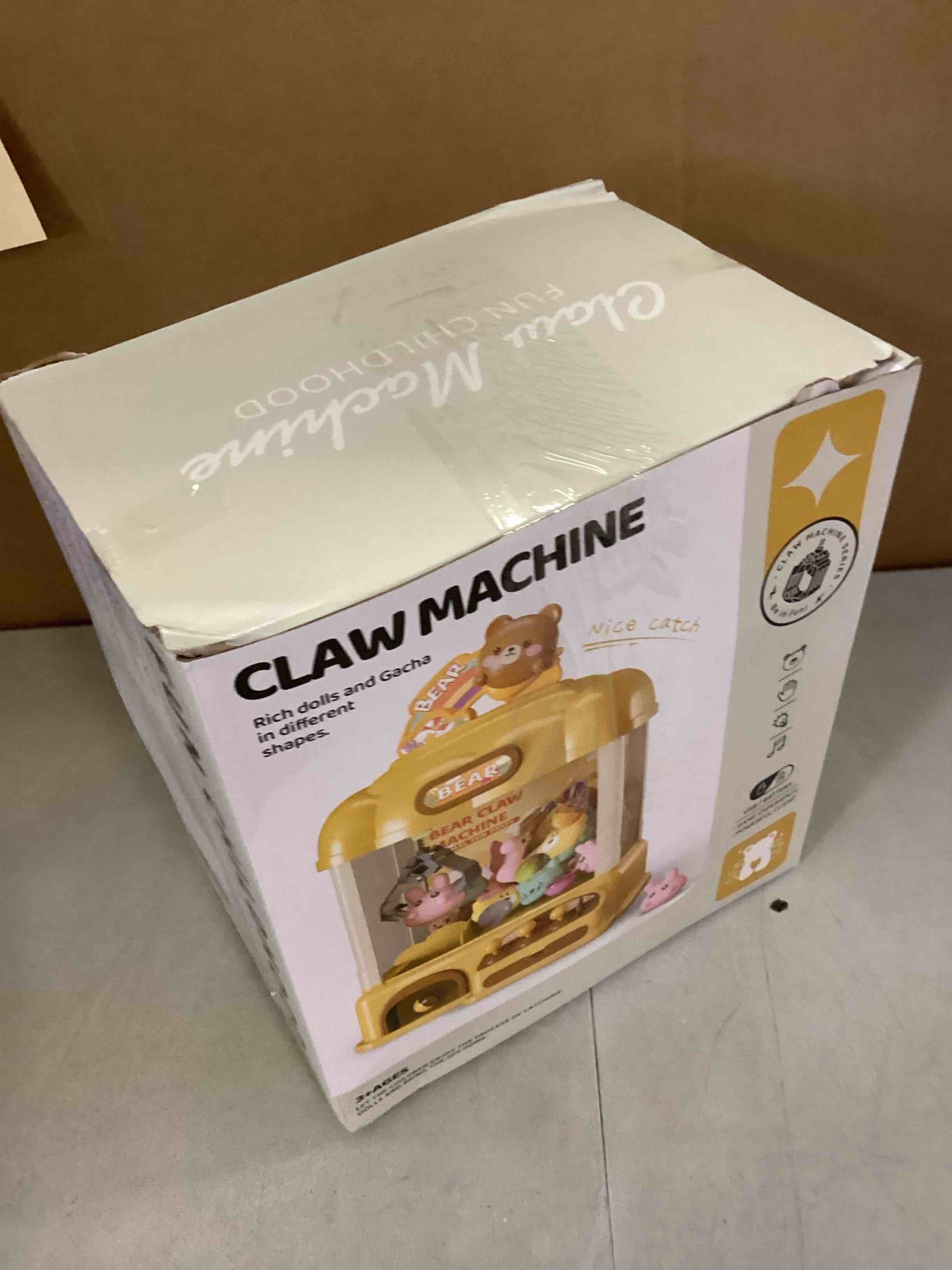 https://s3.amazonaws.com/lotting-images-prod/bidfta/PNK2322438_1745508282259.jpeg