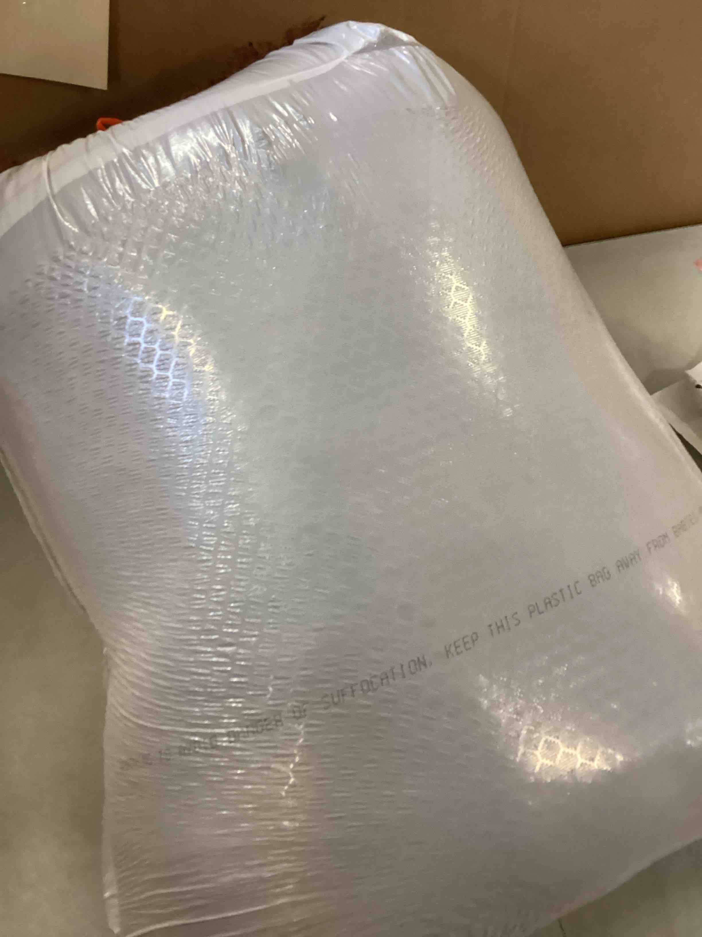 https://s3.amazonaws.com/lotting-images-prod/bidfta/PNK2322680_1745865111519.jpeg