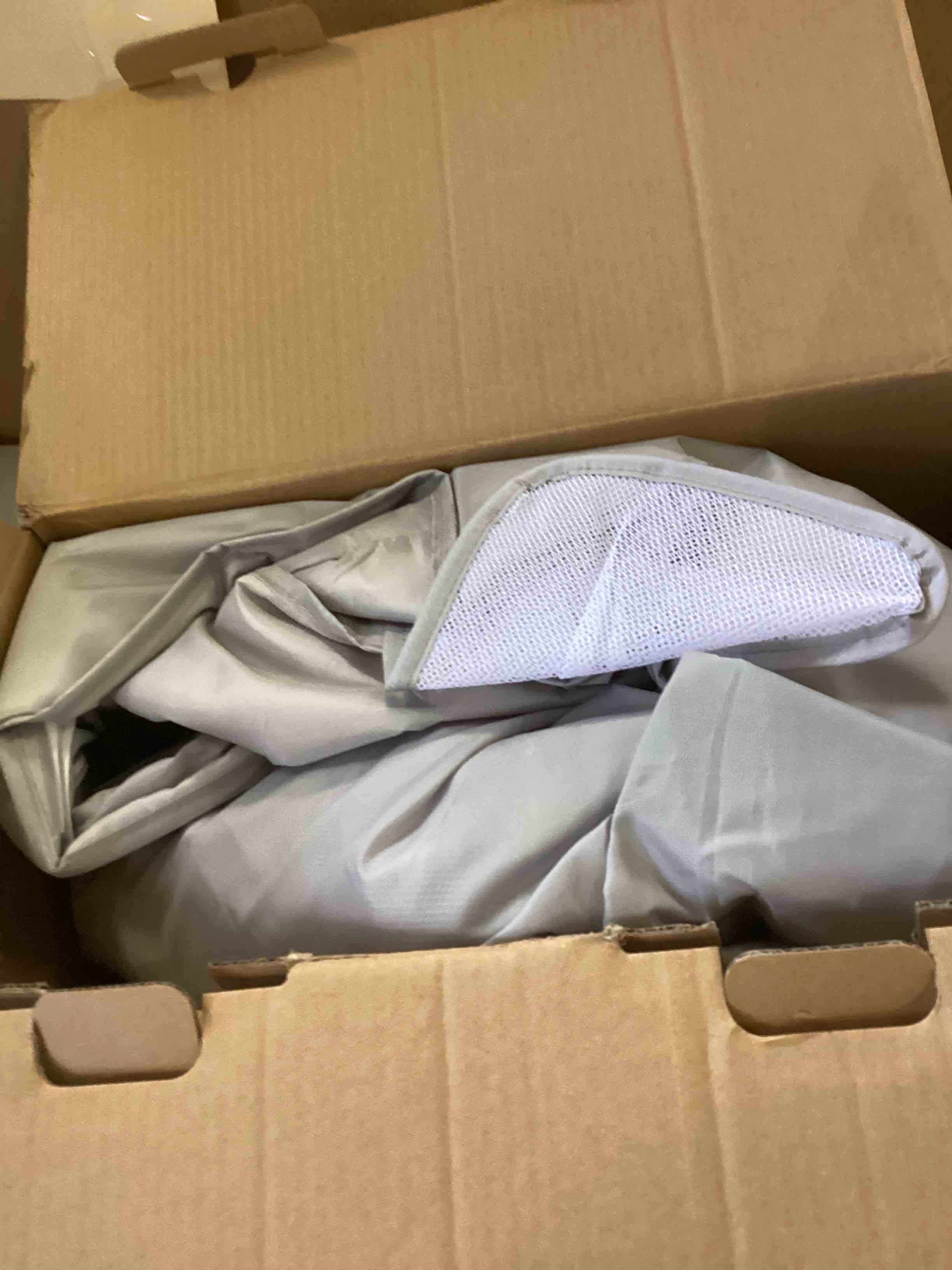 https://s3.amazonaws.com/lotting-images-prod/bidfta/PNK2322686_1745865983138.jpeg