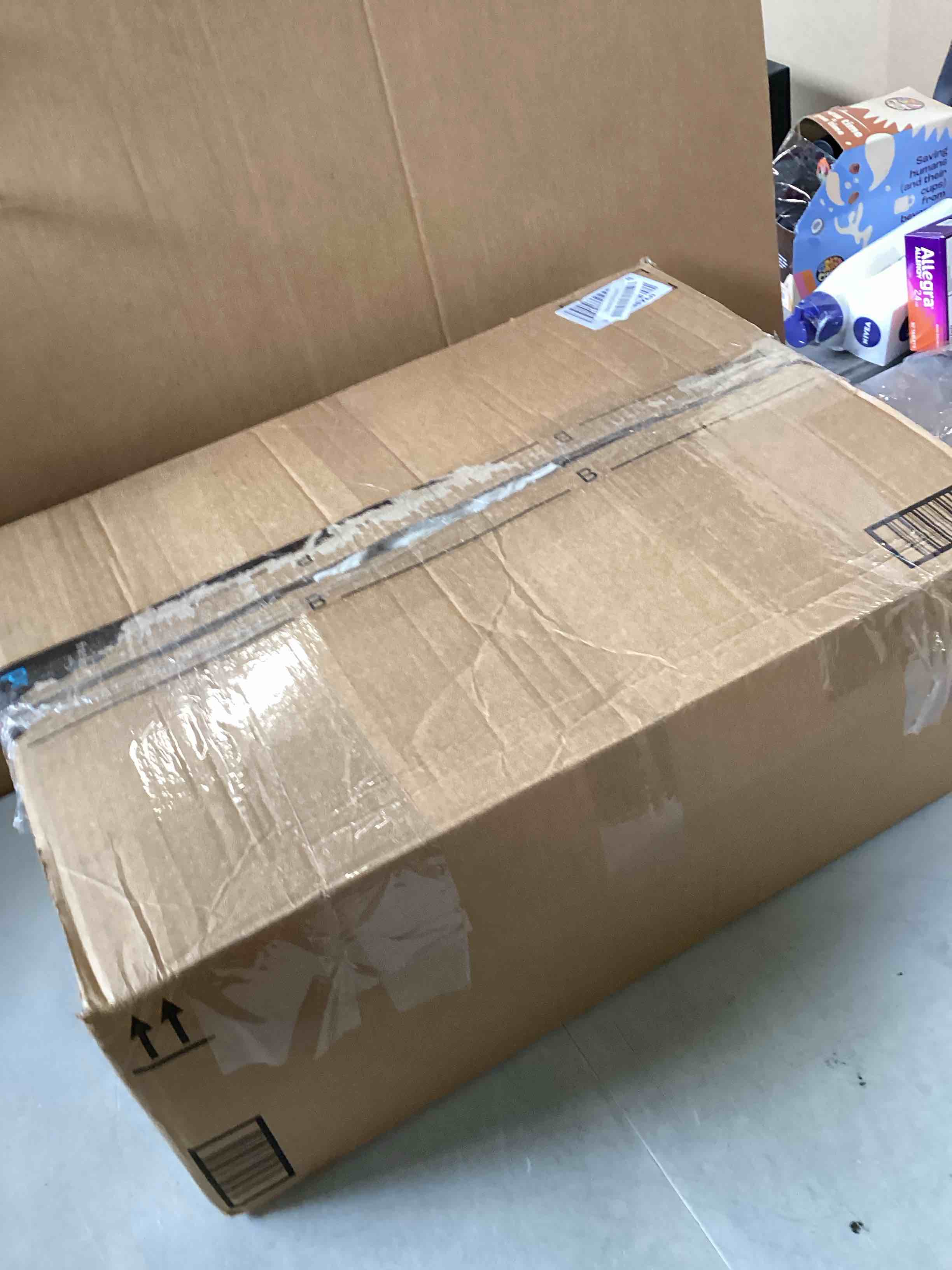 https://s3.amazonaws.com/lotting-images-prod/bidfta/PNK2322782_1745953377513.jpeg