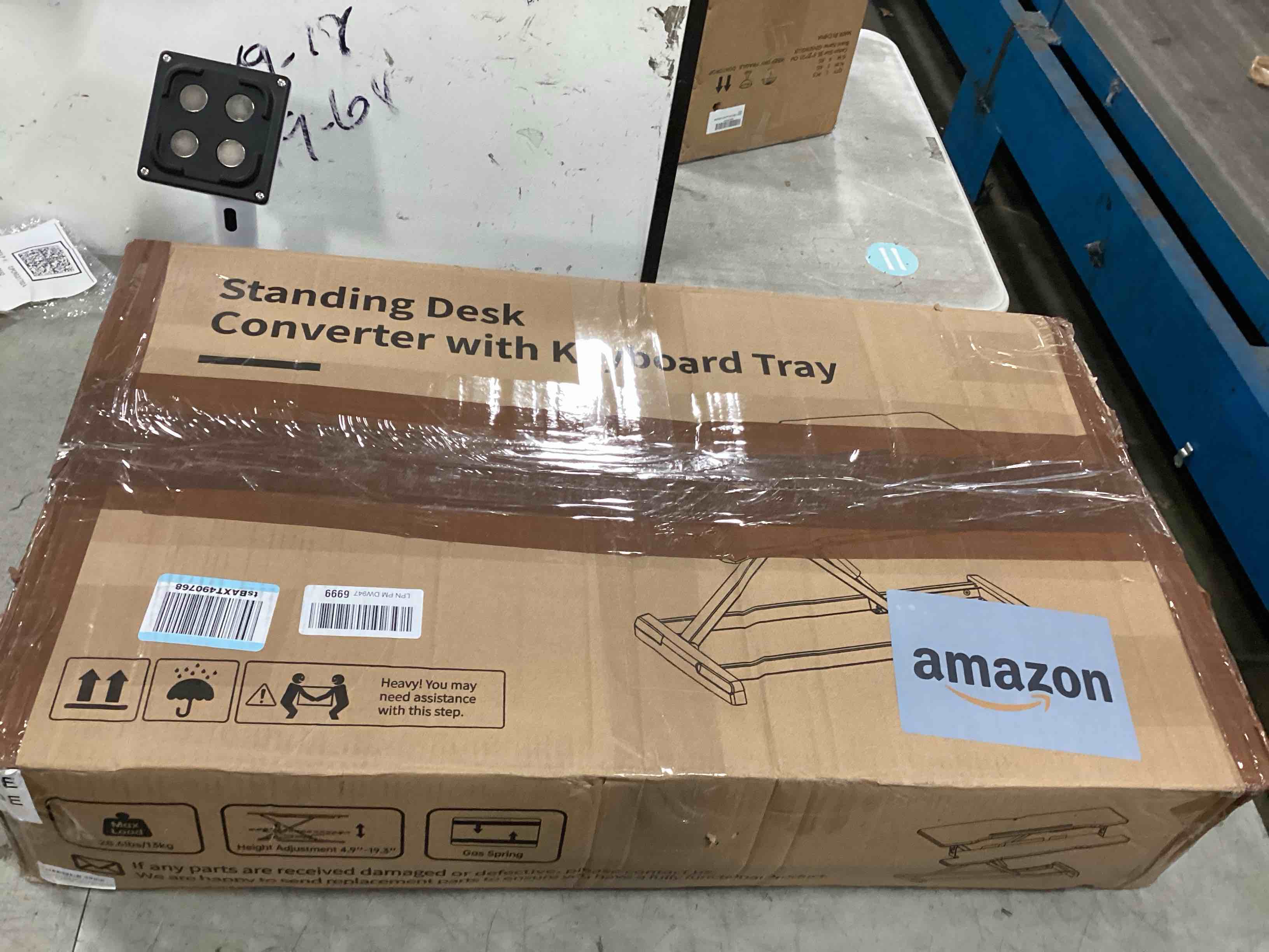 https://s3.amazonaws.com/lotting-images-prod/bidfta/PNK2324275_1745248870890.jpeg