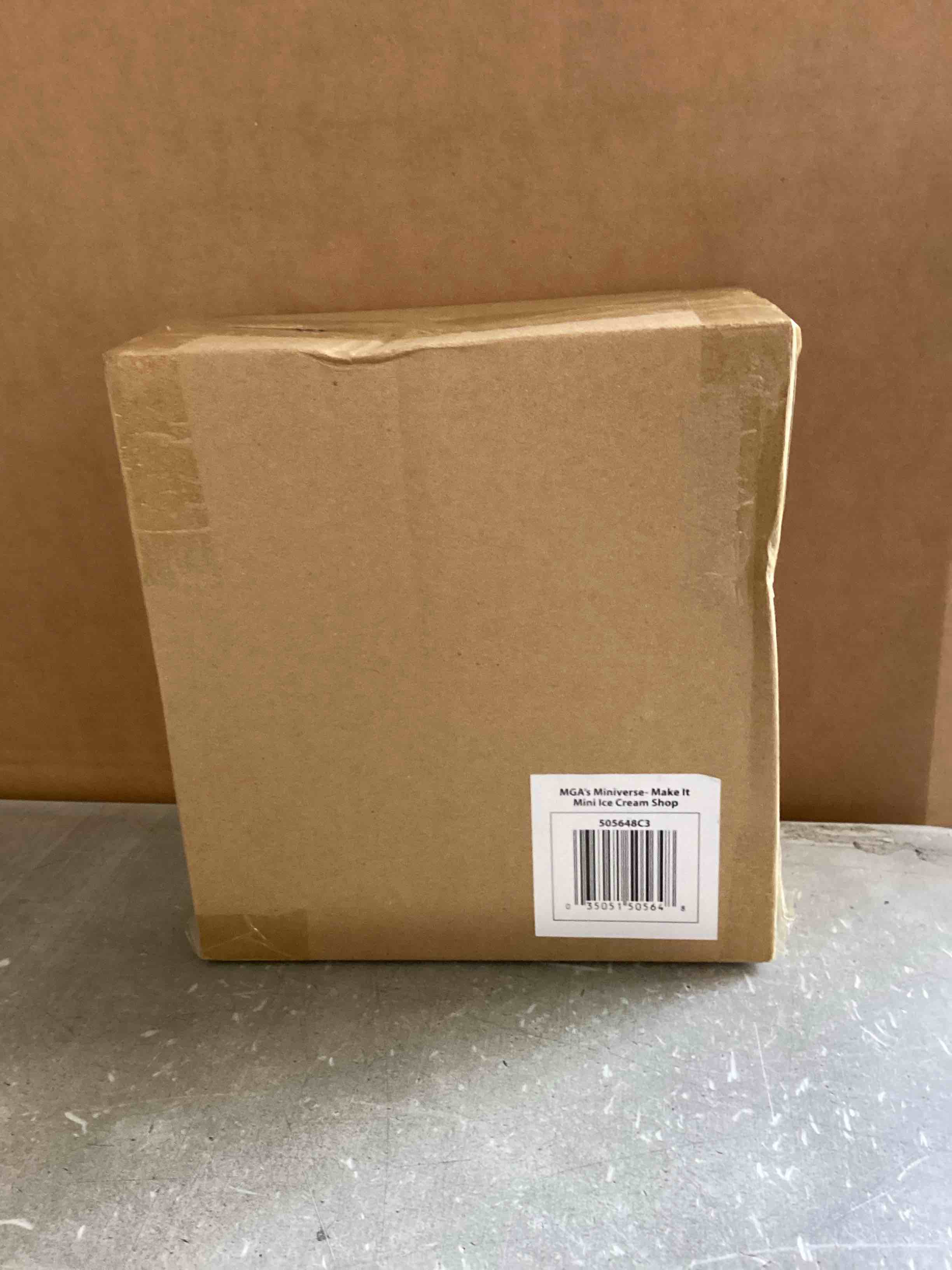 https://s3.amazonaws.com/lotting-images-prod/bidfta/PNK2324522_1745930232220.jpeg