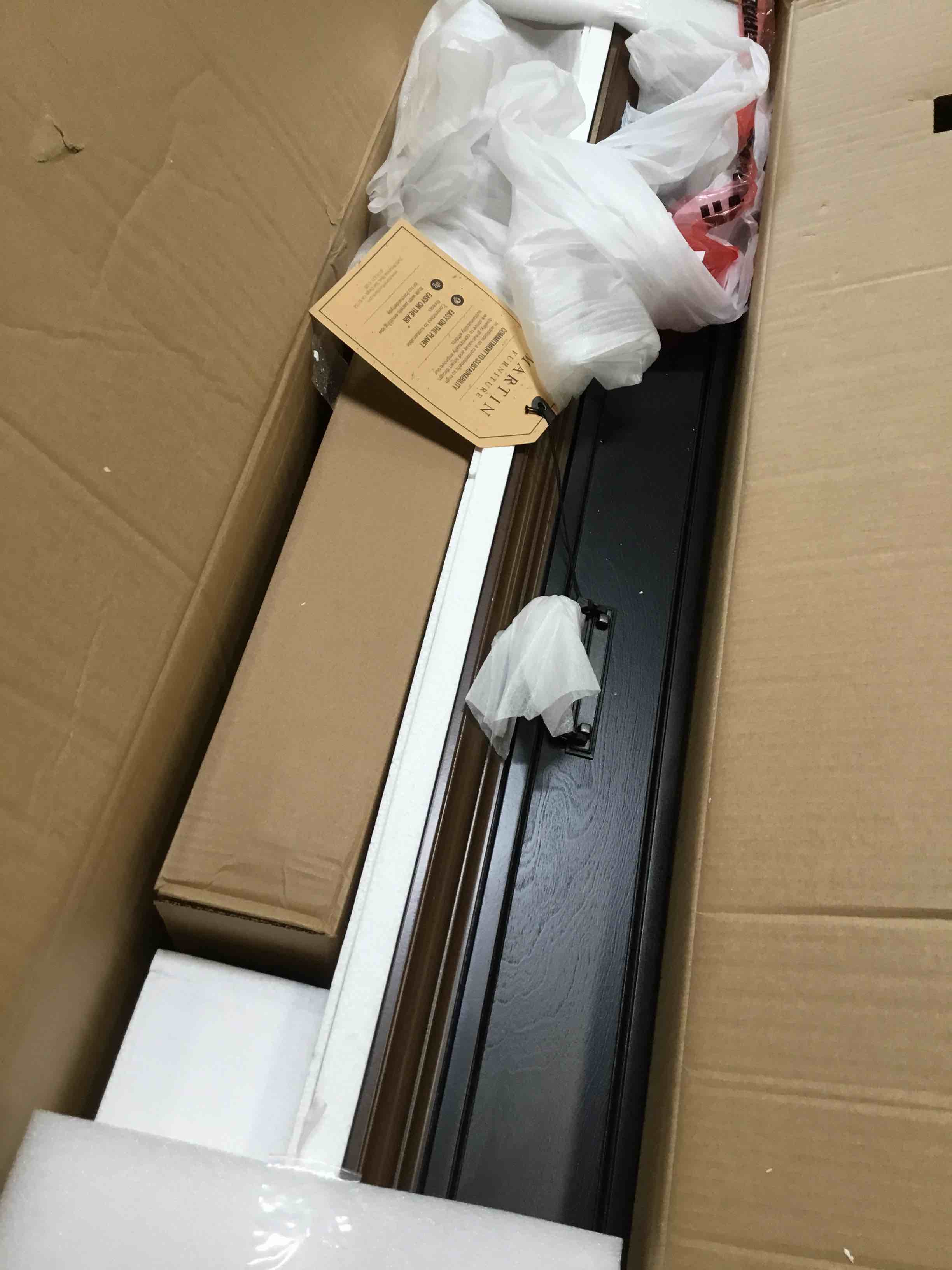 https://s3.amazonaws.com/lotting-images-prod/bidfta/PNK2325698_1749049962640.jpeg