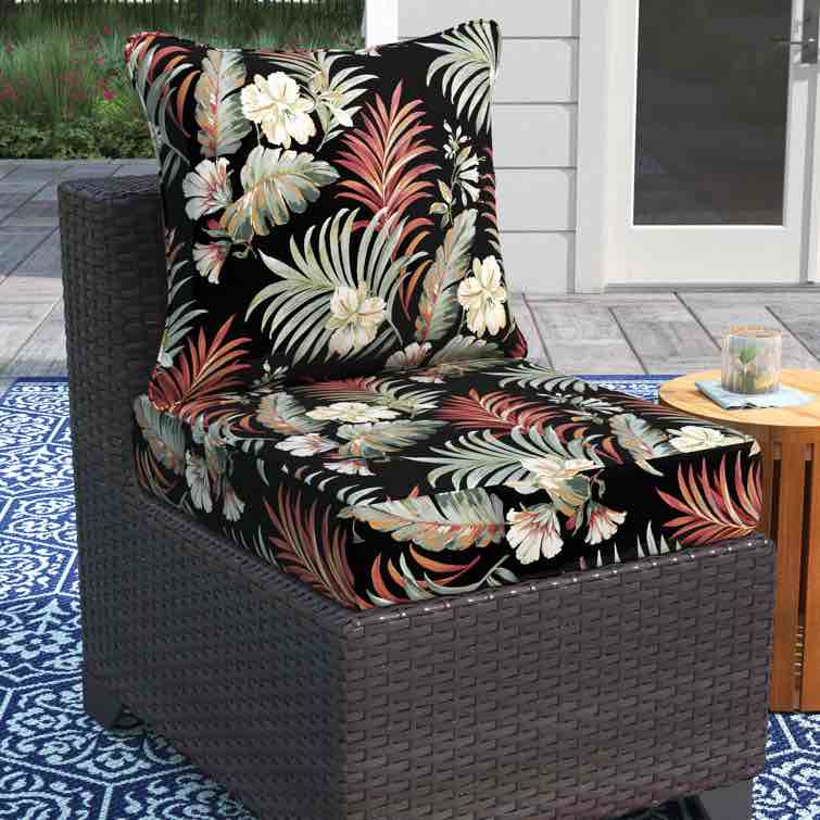 outdoor lounge chair cushion 21 x 21” 