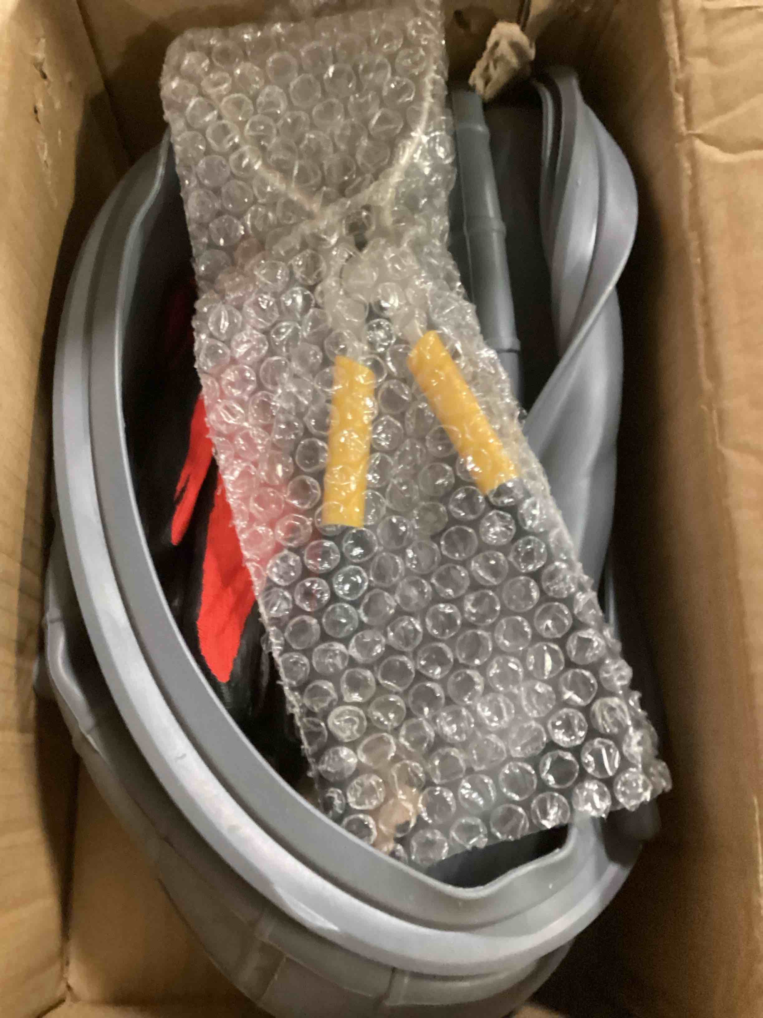 https://s3.amazonaws.com/lotting-images-prod/bidfta/PNK2328035_1742408853698.jpeg