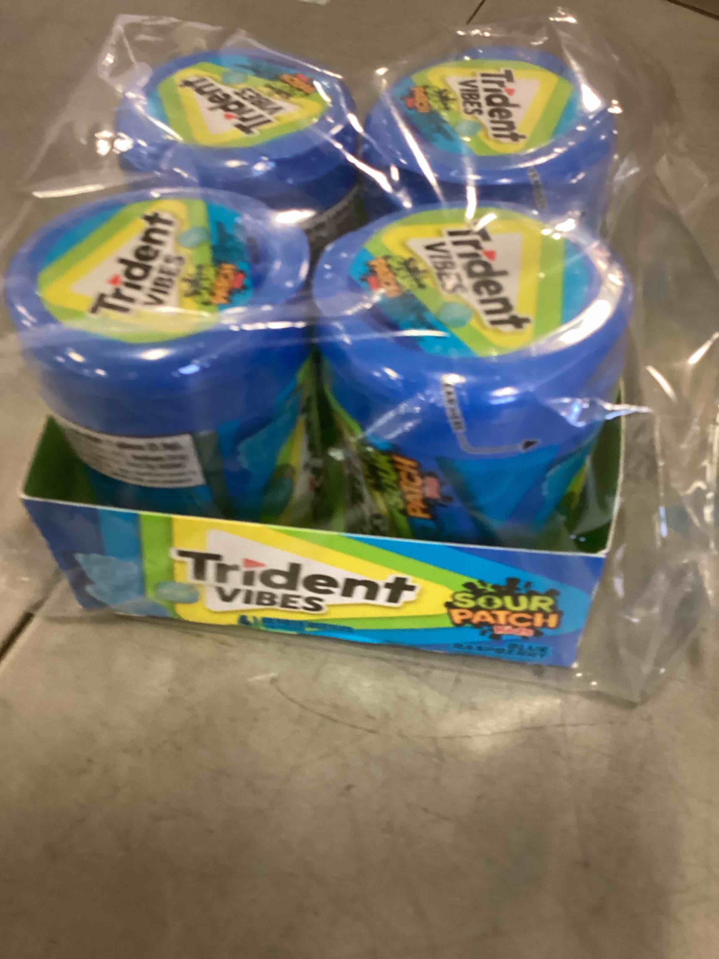 https://s3.amazonaws.com/lotting-images-prod/bidfta/PNK2328250_1745423627321.jpeg