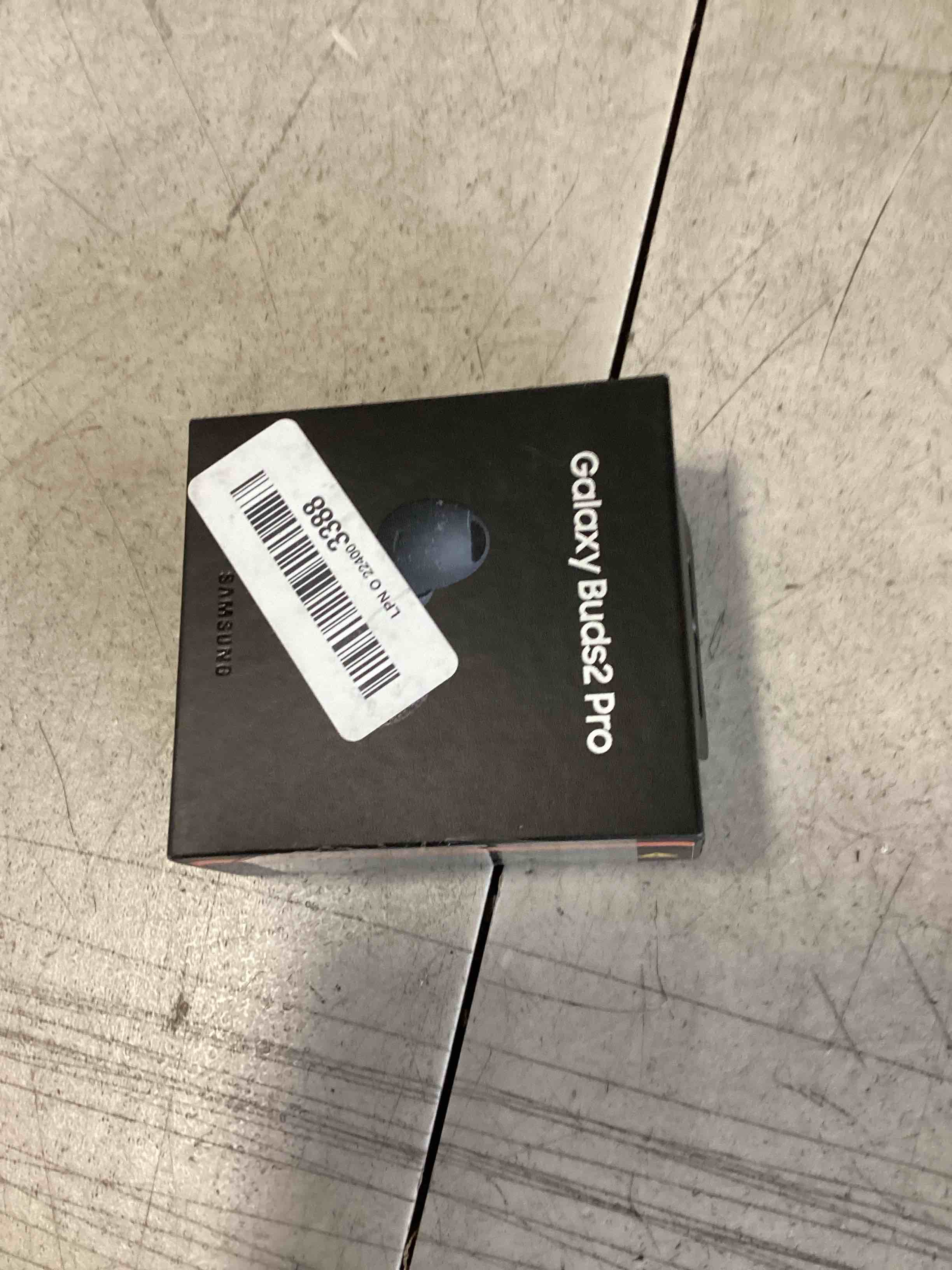 https://s3.amazonaws.com/lotting-images-prod/bidfta/PNK2331387_1742402494772.jpeg