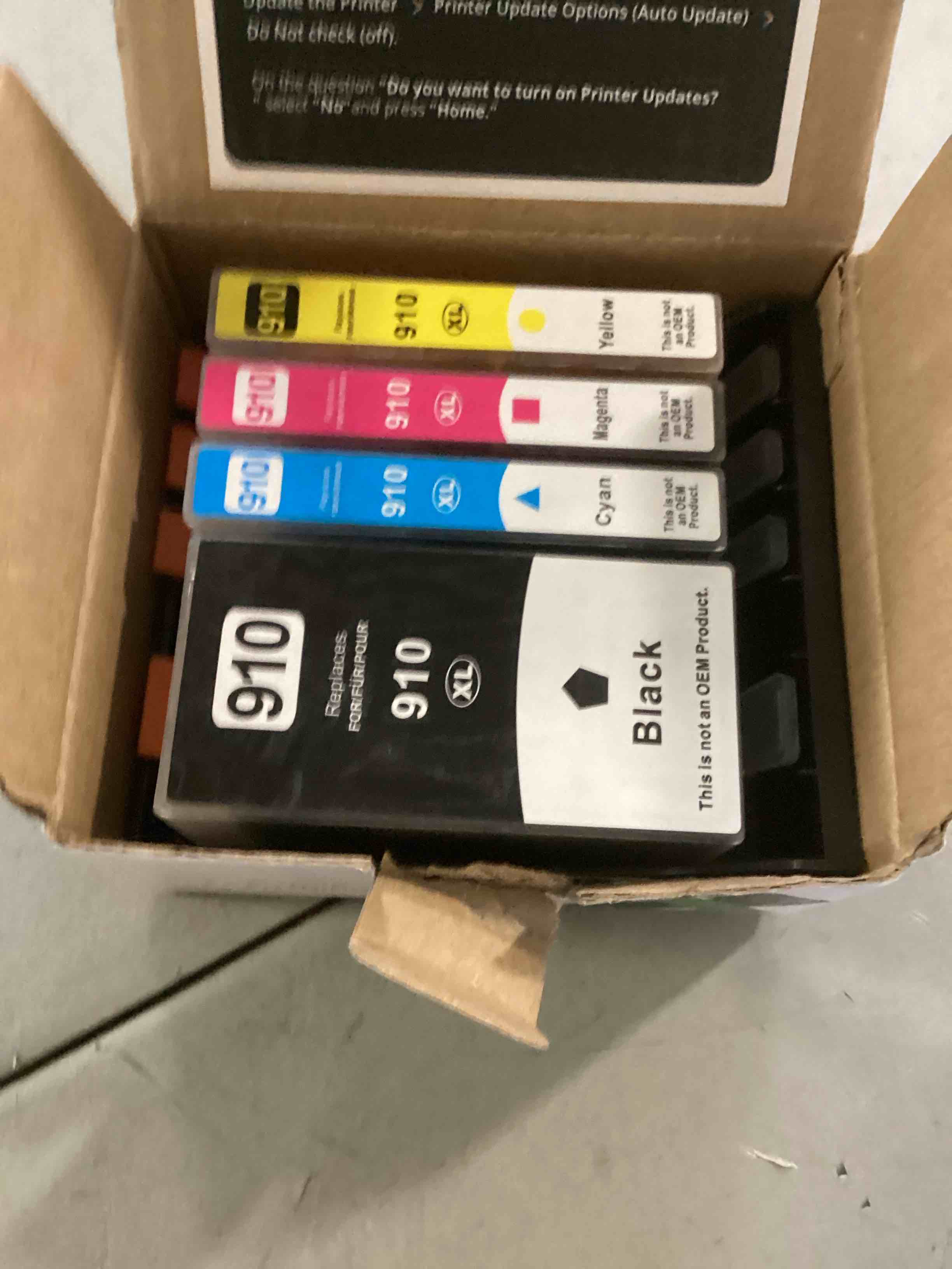https://s3.amazonaws.com/lotting-images-prod/bidfta/PNK2334108_1742241204596.jpeg