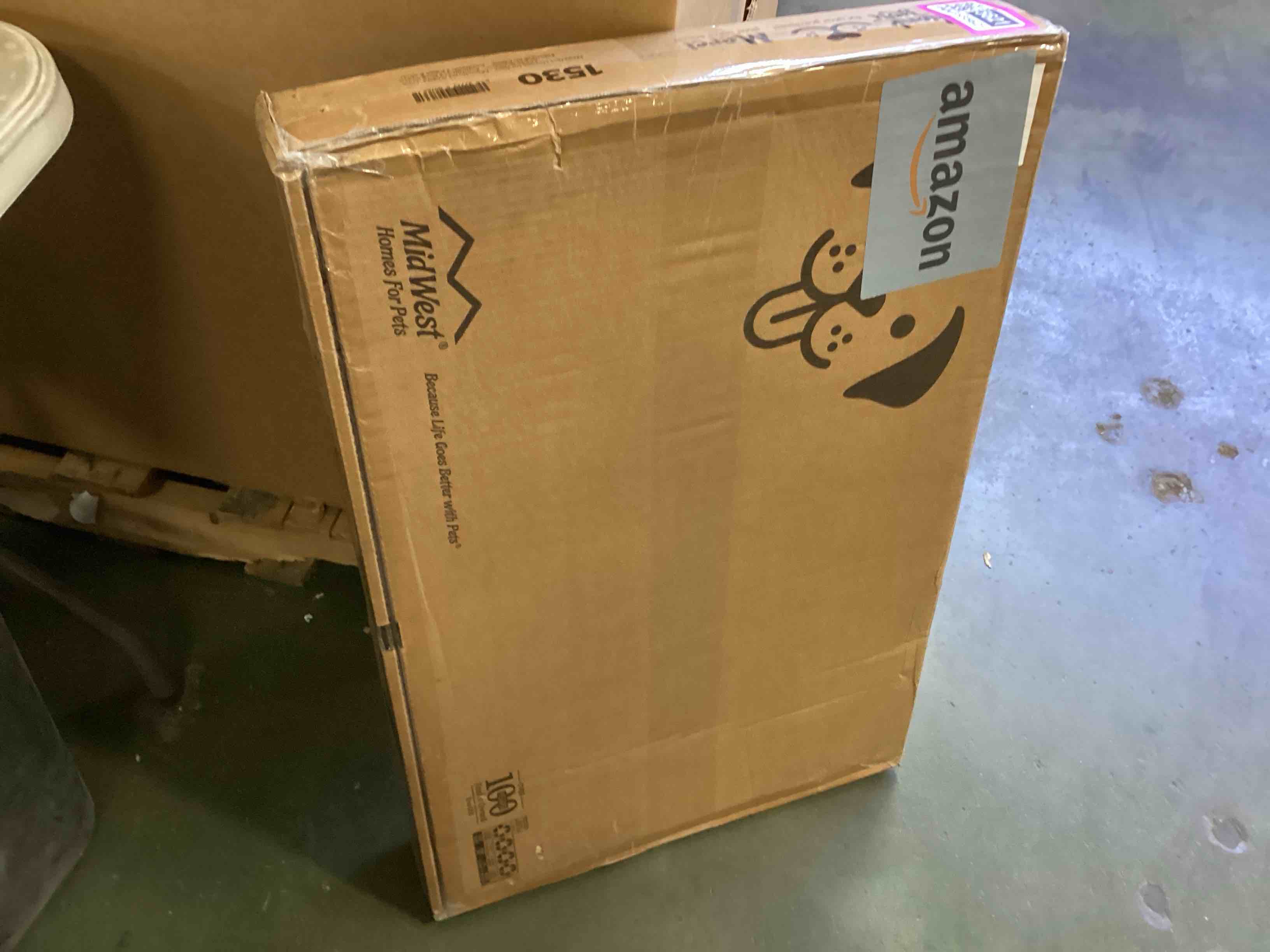 https://s3.amazonaws.com/lotting-images-prod/bidfta/PNK2335621_1740760973143.jpeg