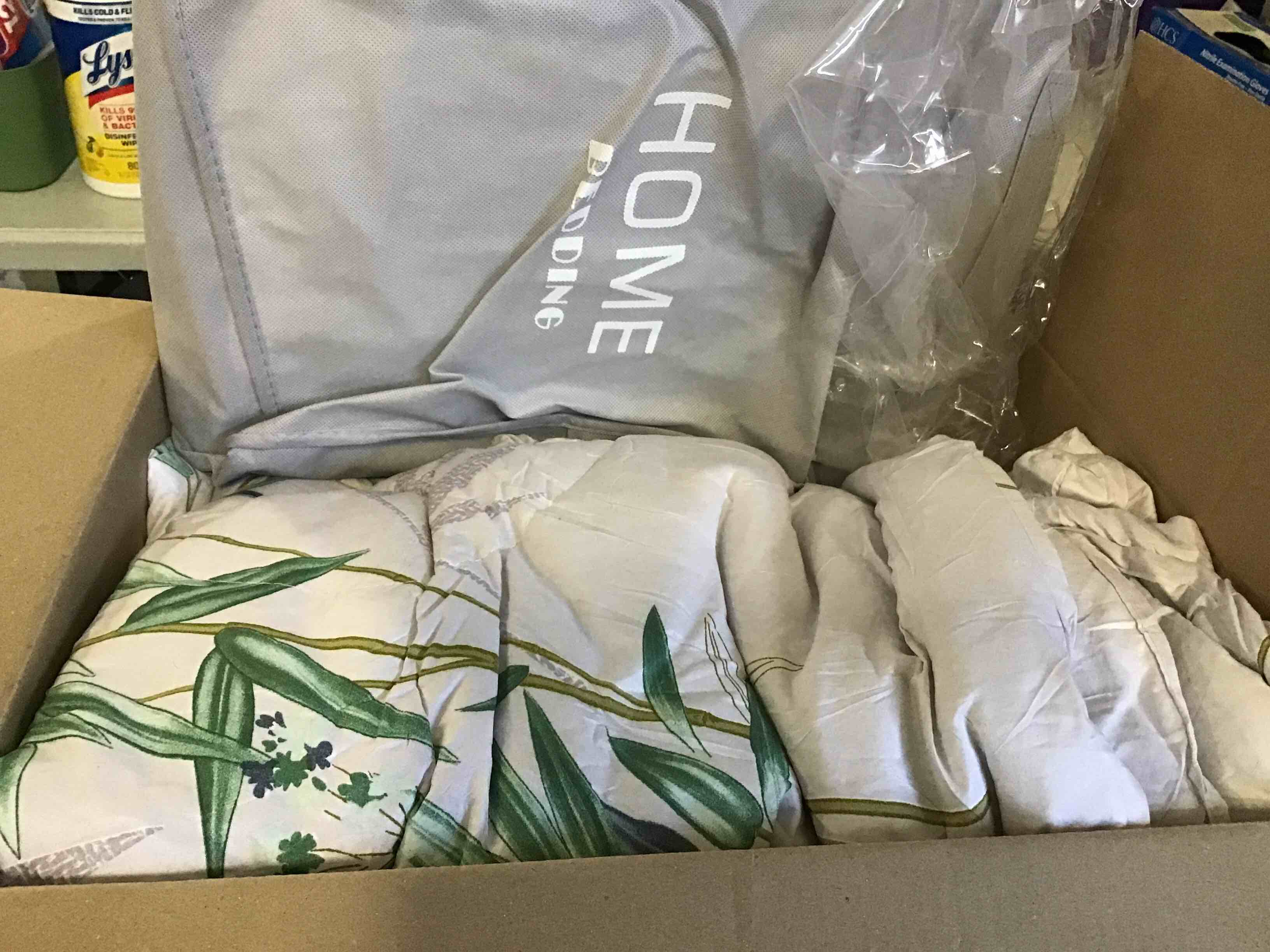https://s3.amazonaws.com/lotting-images-prod/bidfta/PNK2336242_1741618652438.jpeg
