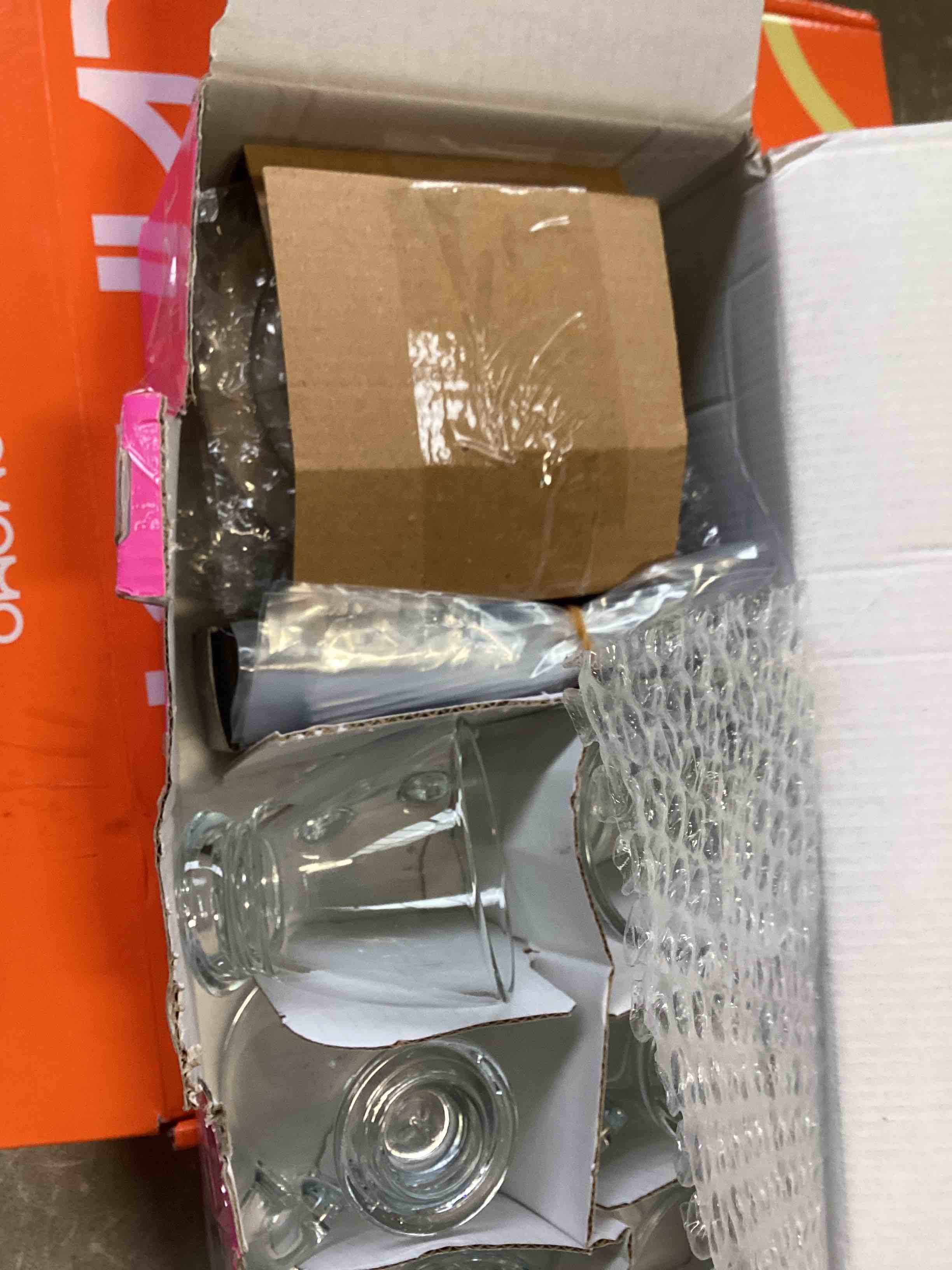https://s3.amazonaws.com/lotting-images-prod/bidfta/PNK2336382_1742481740963.jpeg