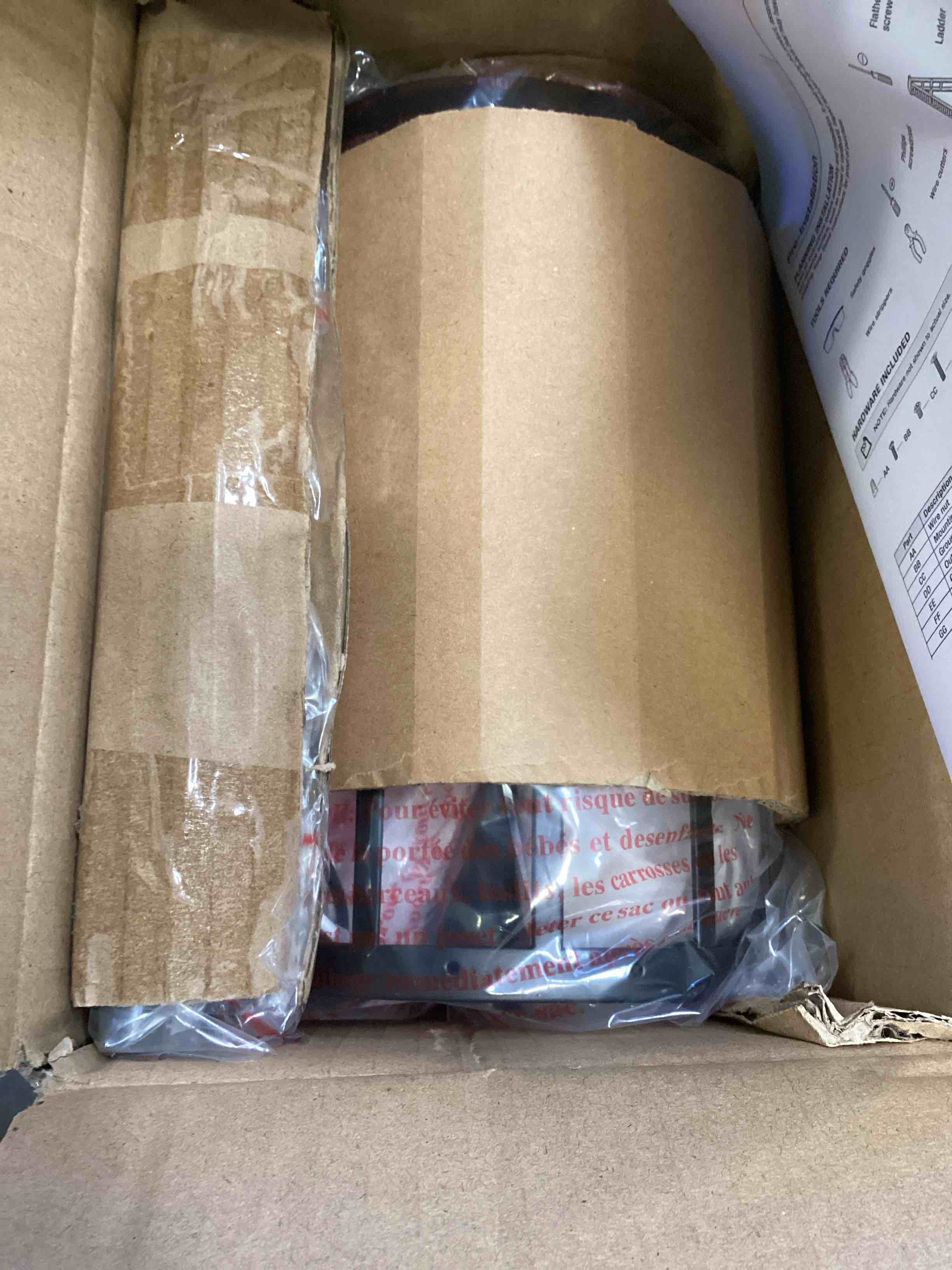 https://s3.amazonaws.com/lotting-images-prod/bidfta/PNK2337183_1743003137389.jpeg