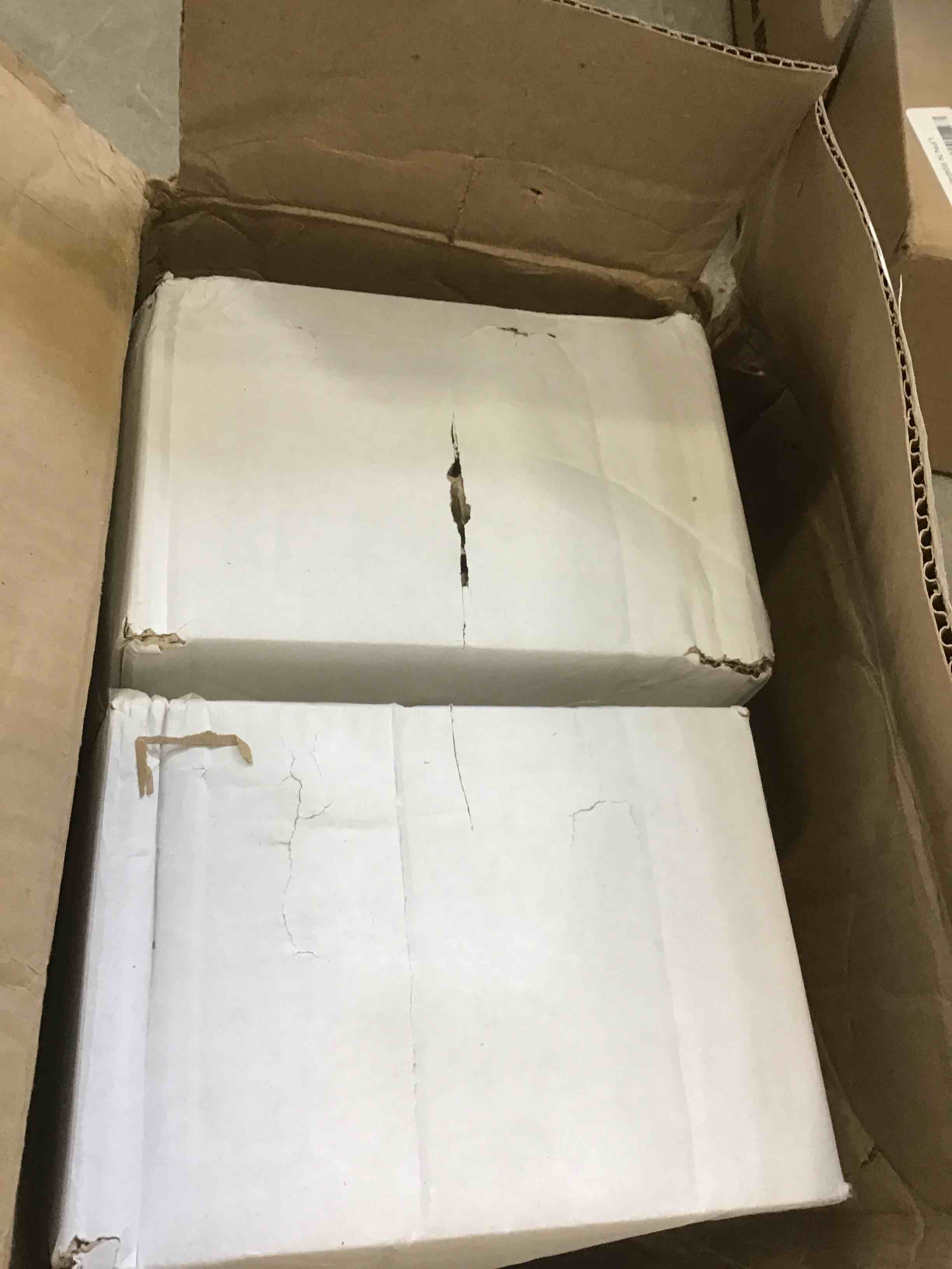 https://s3.amazonaws.com/lotting-images-prod/bidfta/PNK2337460_1743450365399.jpeg
