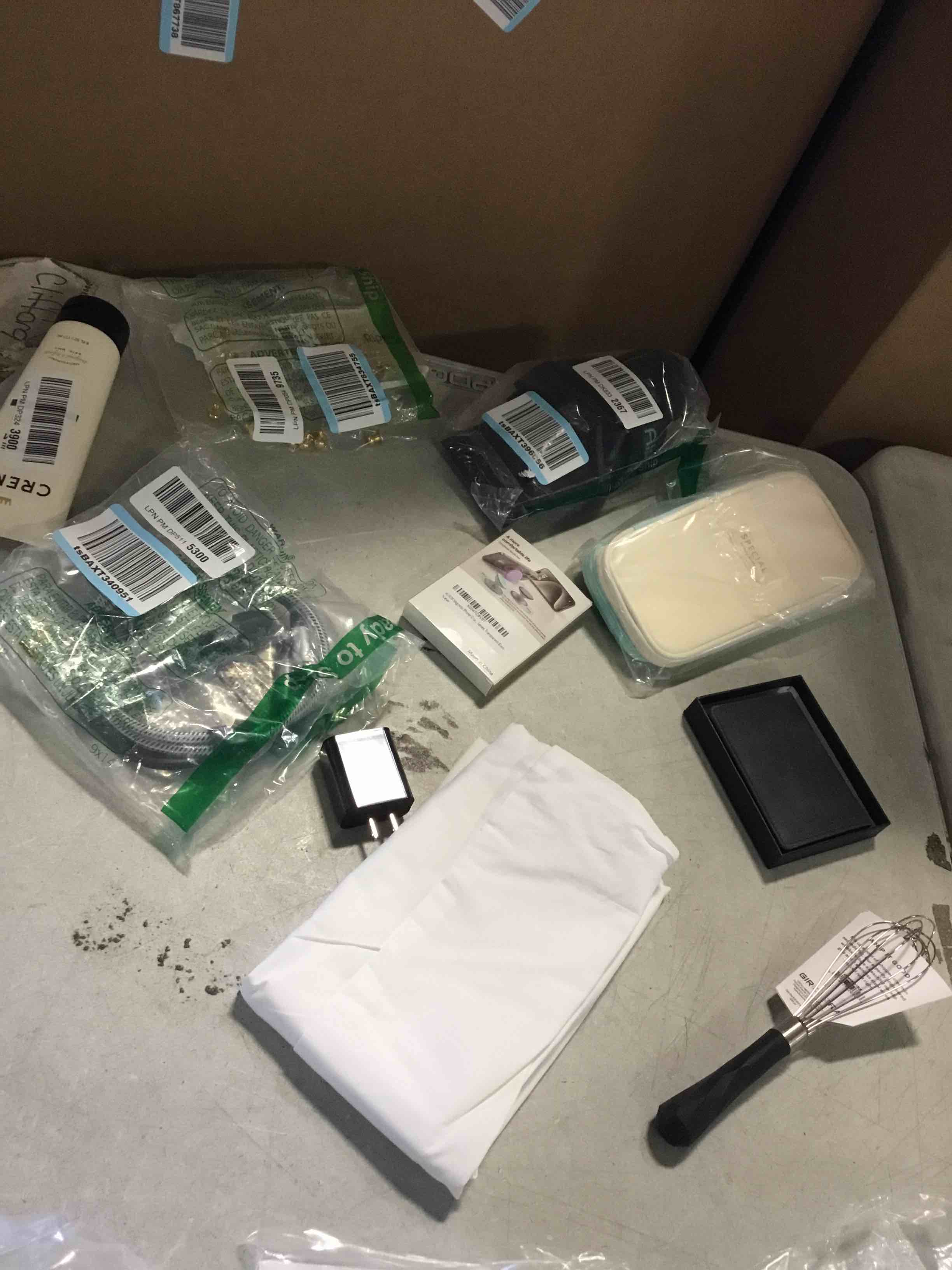 lot of 10 assorted household good including but not limited to