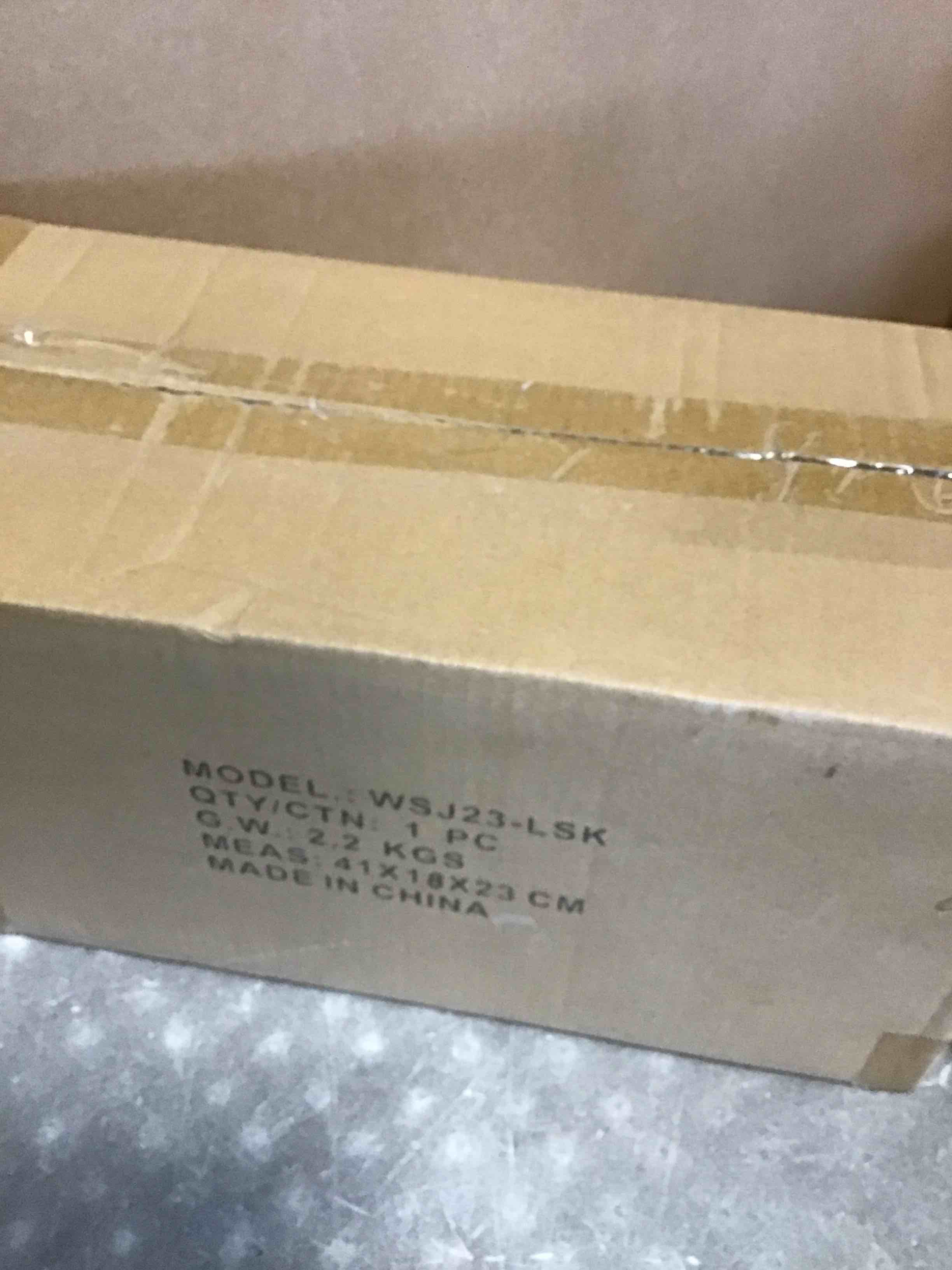 https://s3.amazonaws.com/lotting-images-prod/bidfta/PNK2341612_1740579938842.jpeg