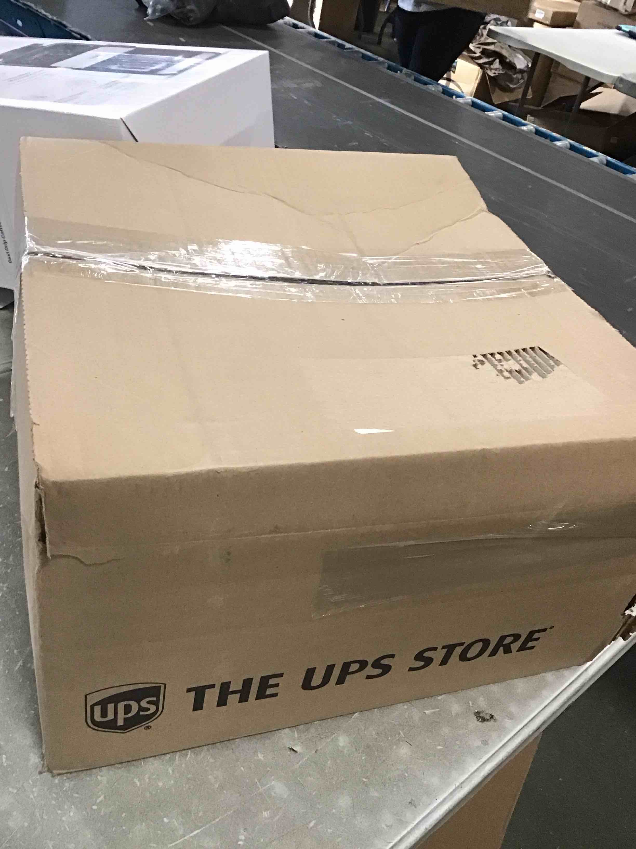 https://s3.amazonaws.com/lotting-images-prod/bidfta/PNK2342526_1741957519390.jpeg