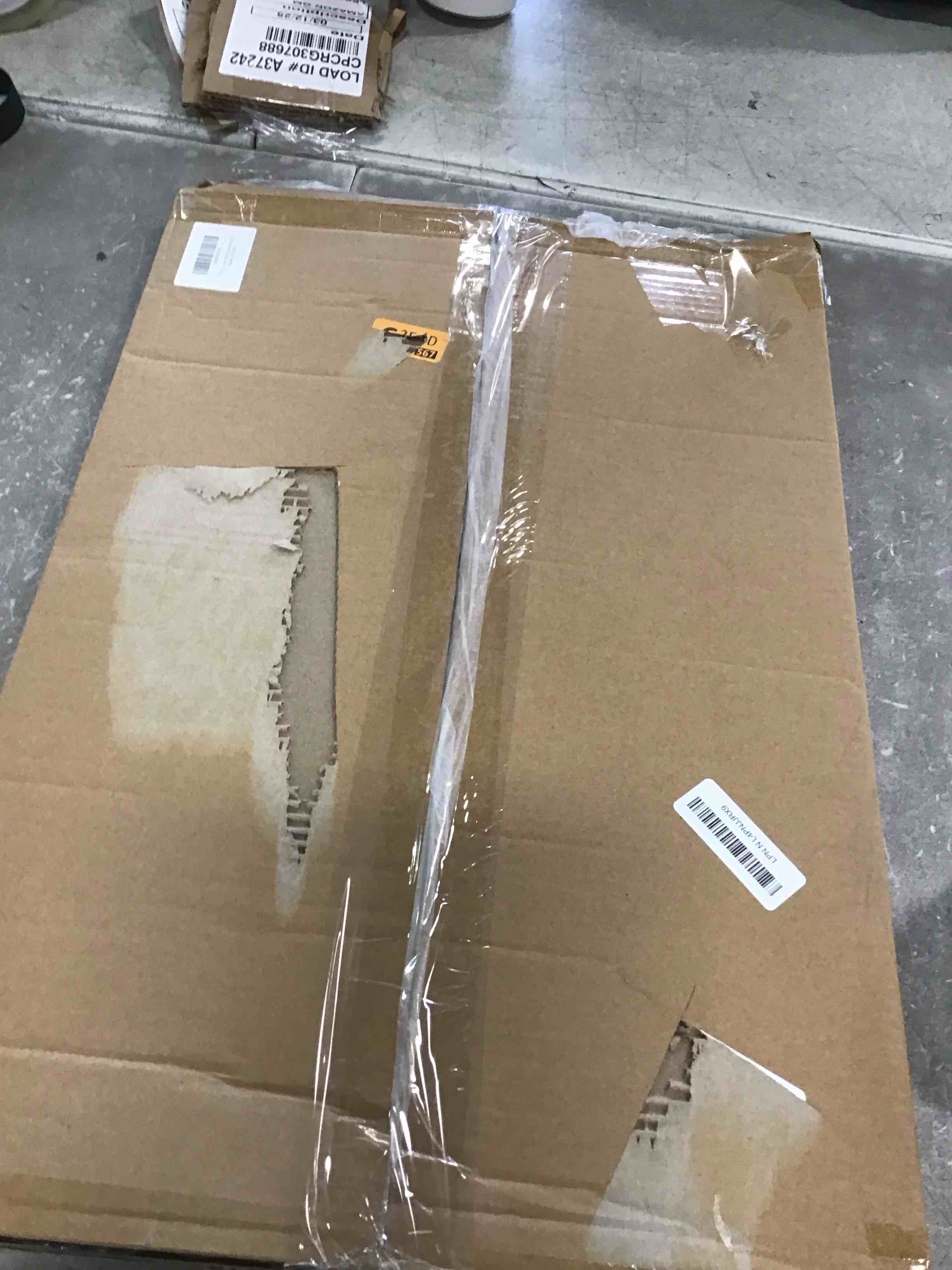 https://s3.amazonaws.com/lotting-images-prod/bidfta/PNK2342603_1741973588002.jpeg