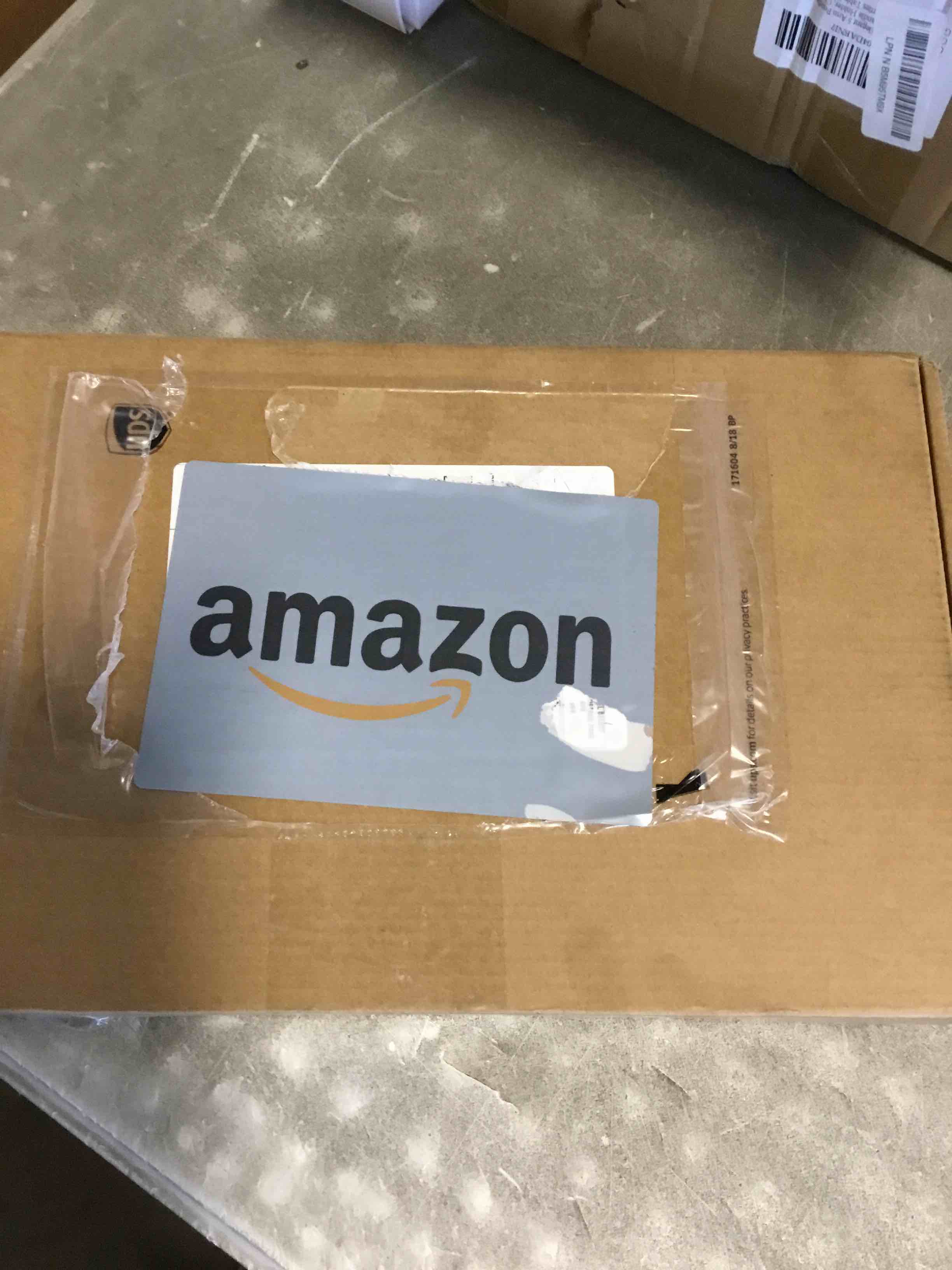 https://s3.amazonaws.com/lotting-images-prod/bidfta/PNK2343241_1742564451449.jpeg