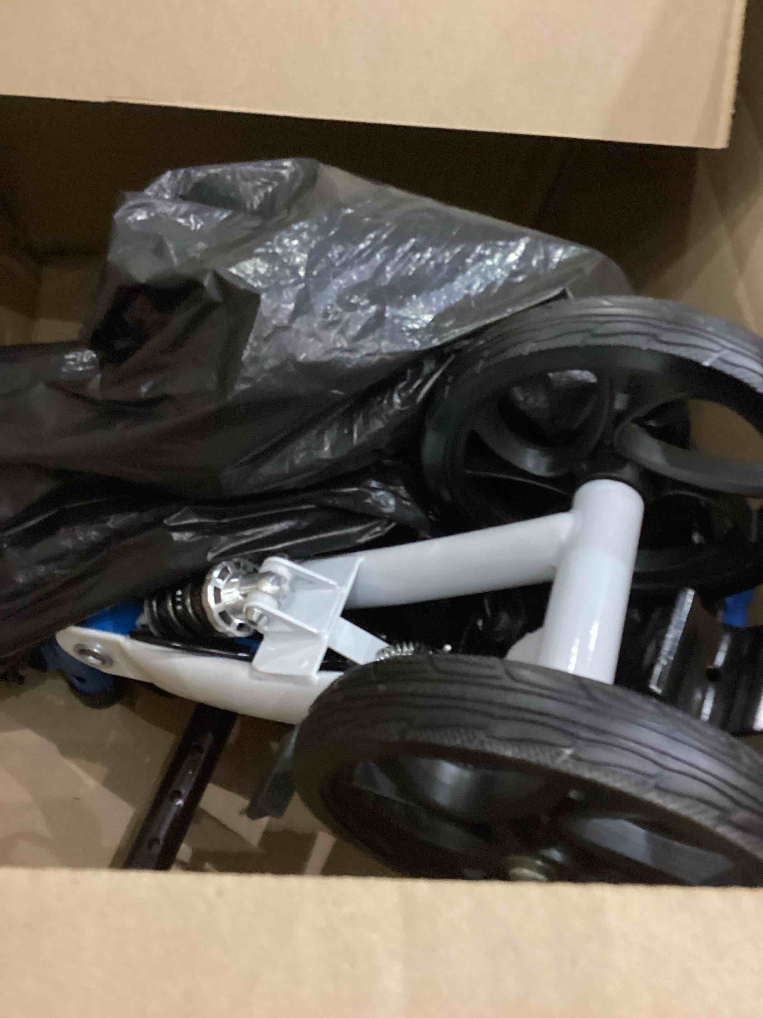 https://s3.amazonaws.com/lotting-images-prod/bidfta/PNK2344172_1753874845261.jpeg