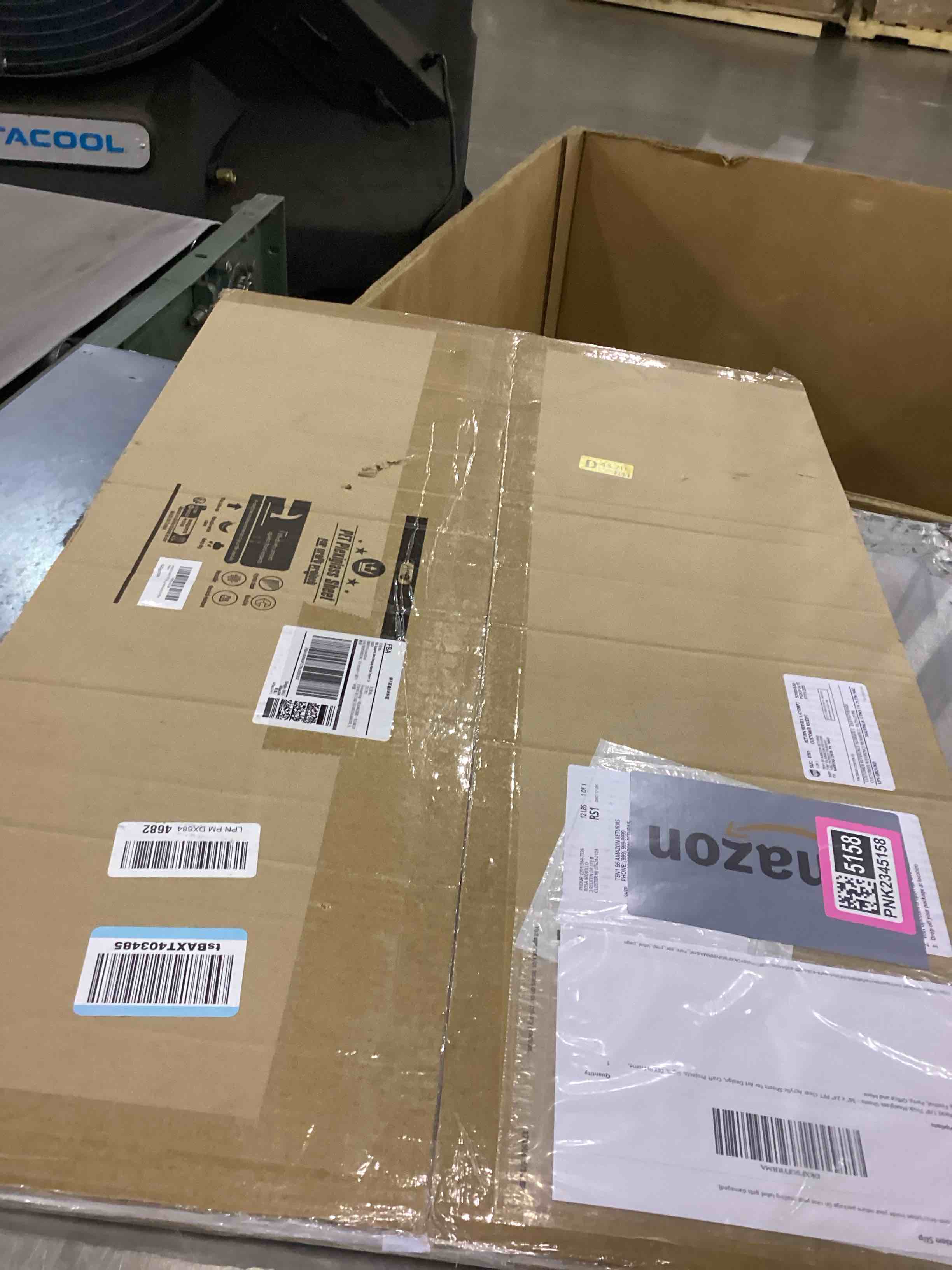 https://s3.amazonaws.com/lotting-images-prod/bidfta/PNK2345158_1753960380079.jpeg