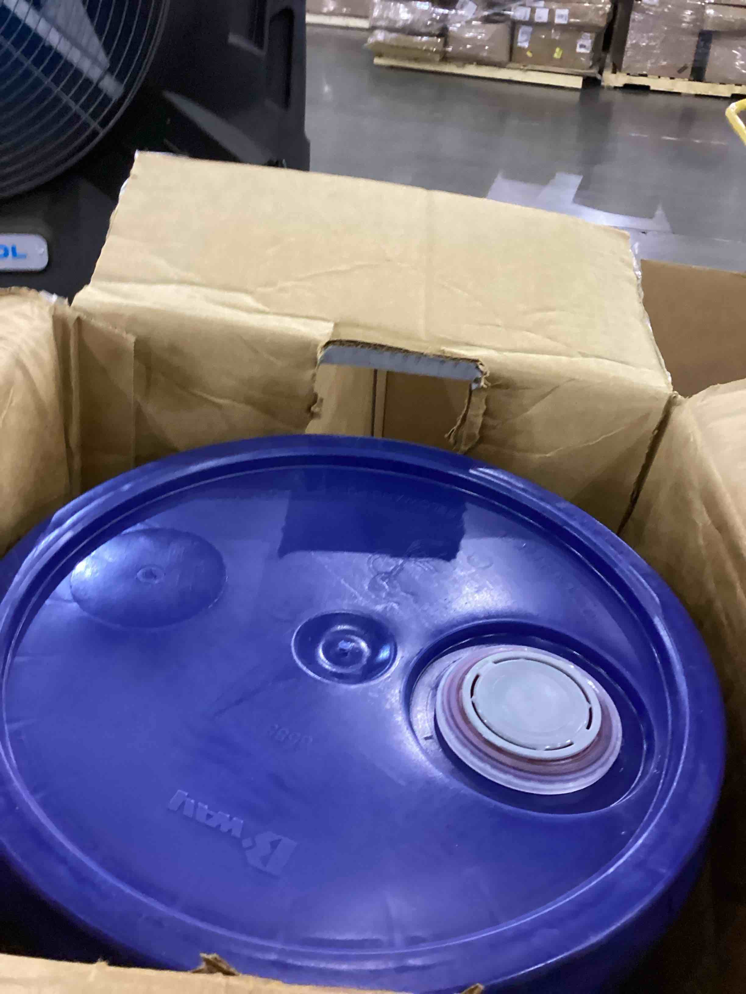 https://s3.amazonaws.com/lotting-images-prod/bidfta/PNK2345169_1753960330694.jpeg