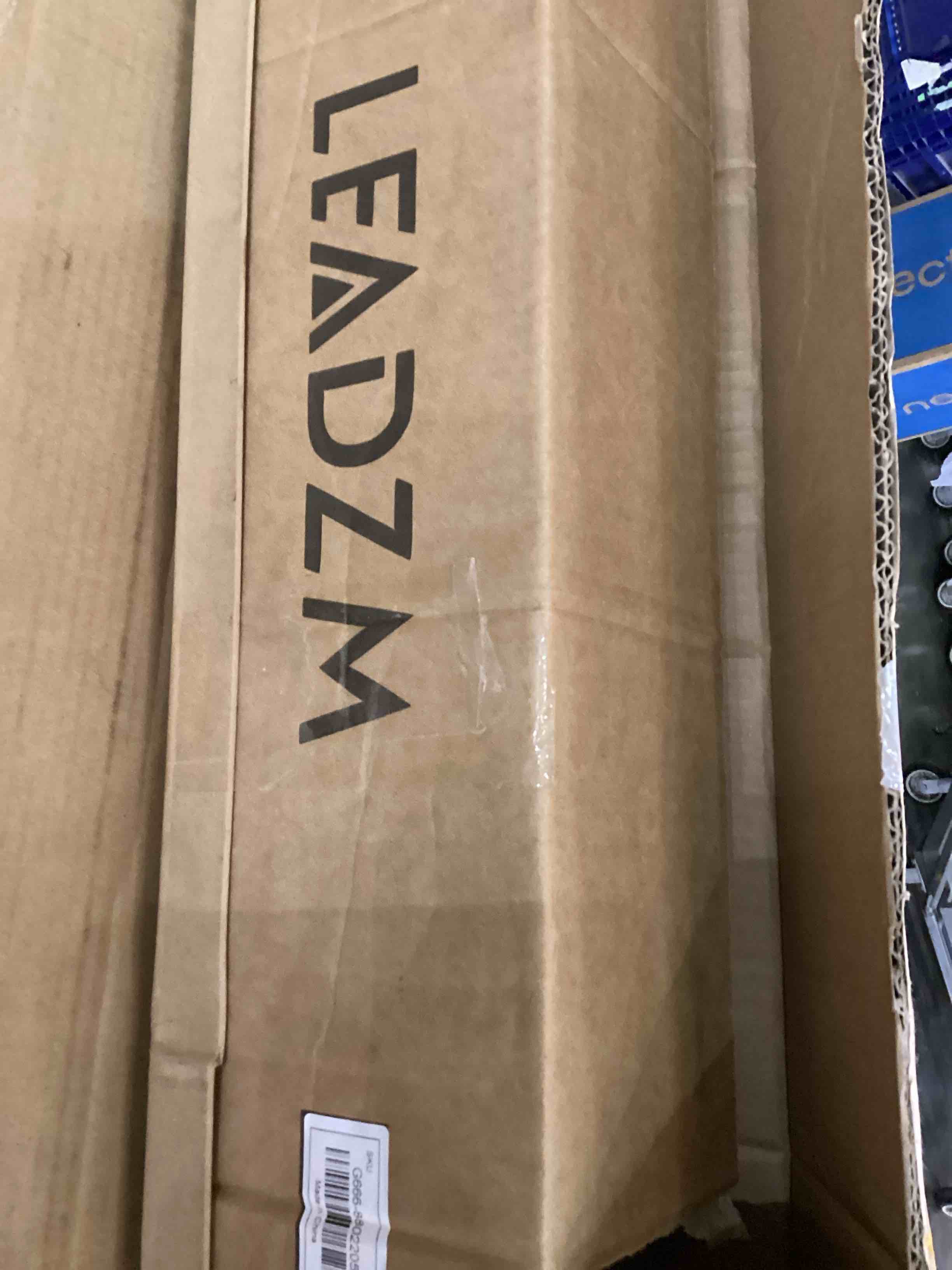 https://s3.amazonaws.com/lotting-images-prod/bidfta/PNK2346419_1753976306890.jpeg