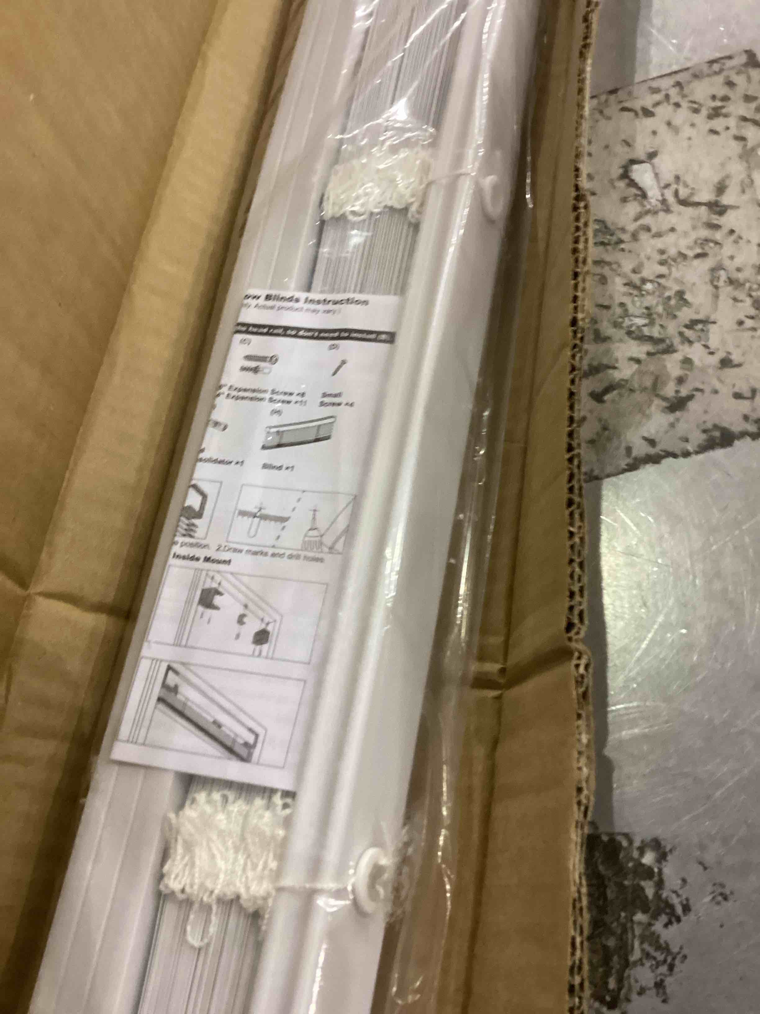 https://s3.amazonaws.com/lotting-images-prod/bidfta/PNK2348433_1753442715869.jpeg