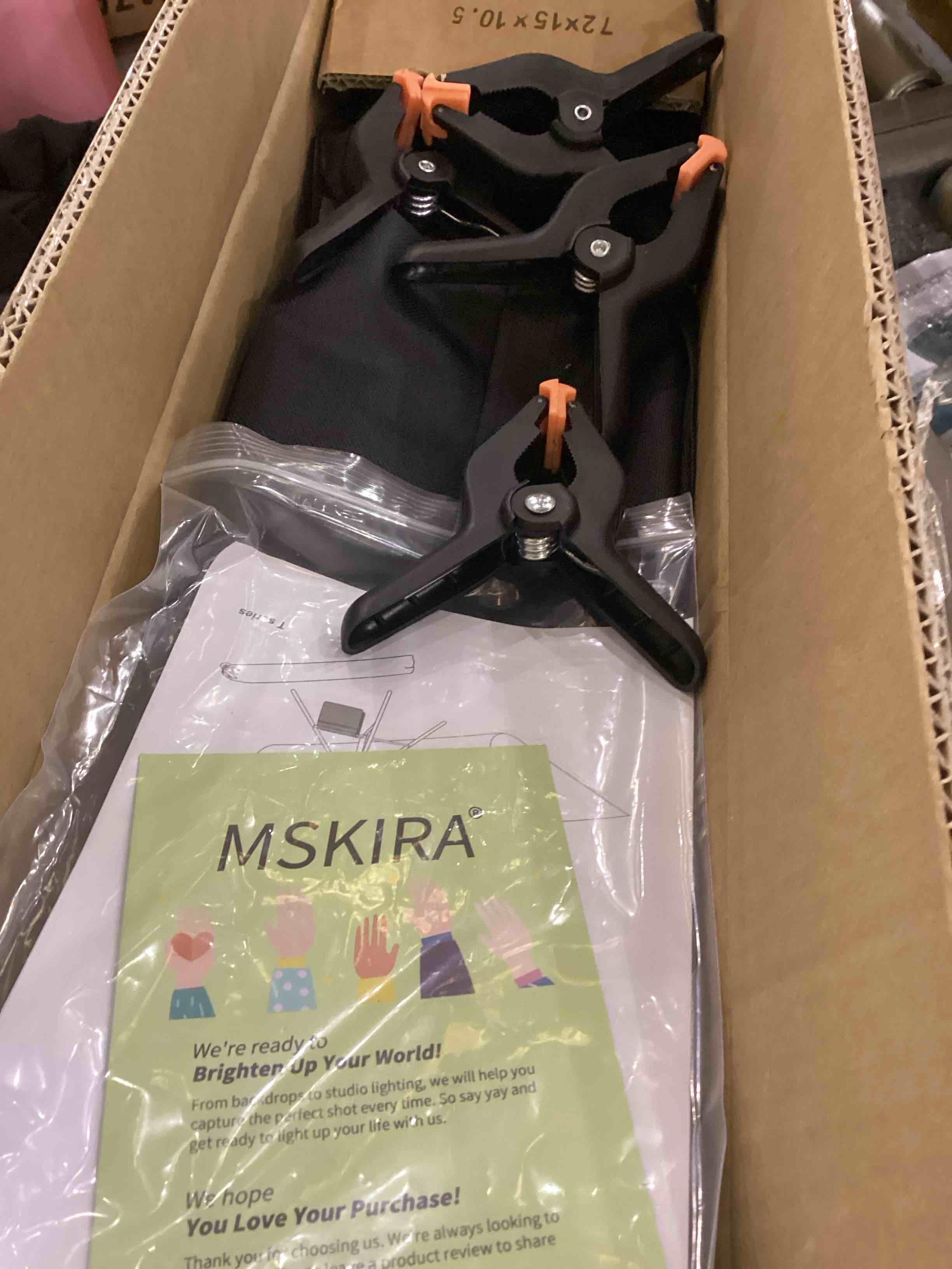 https://s3.amazonaws.com/lotting-images-prod/bidfta/PNK2350054_1753969395225.jpeg