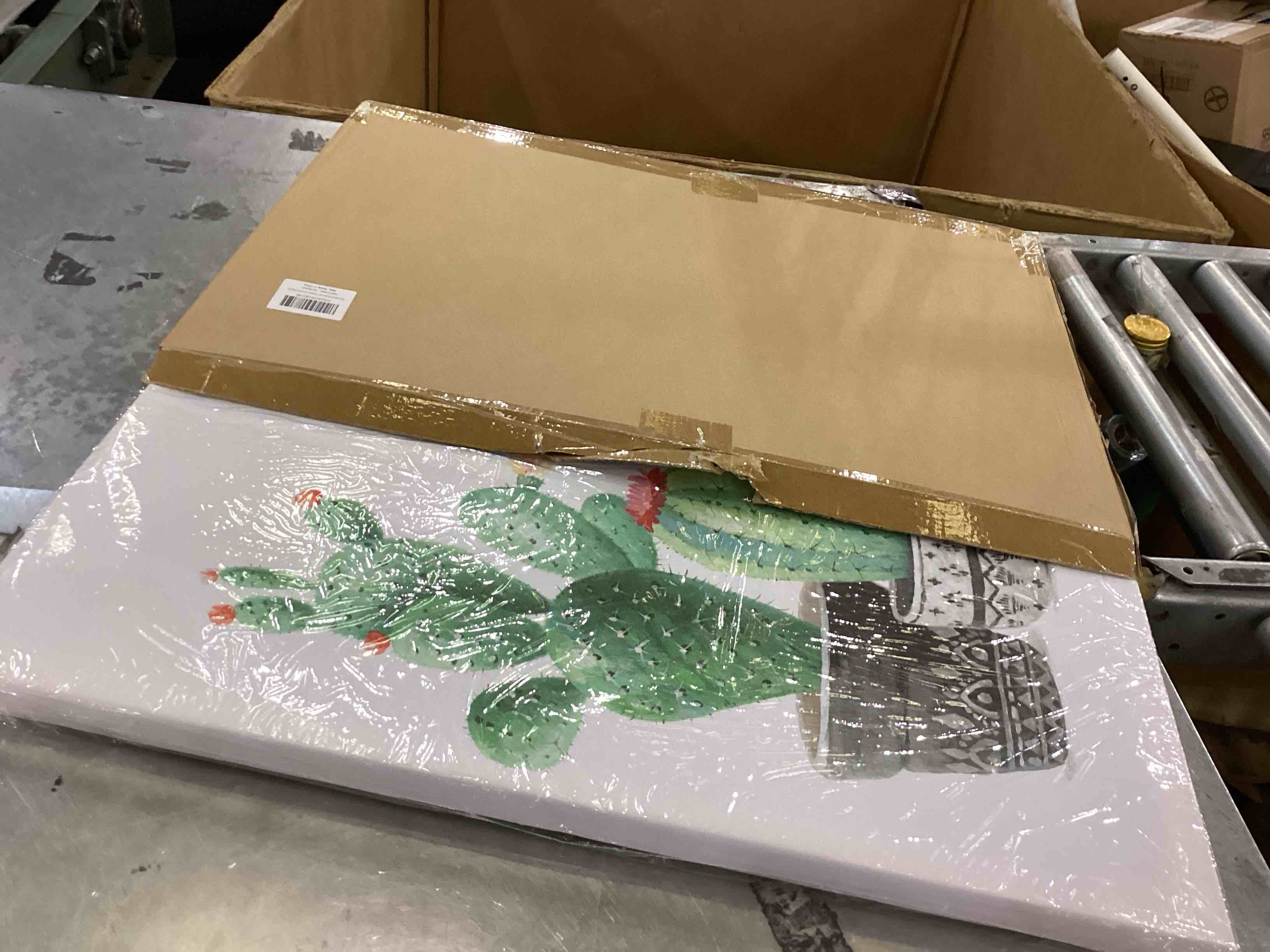 https://s3.amazonaws.com/lotting-images-prod/bidfta/PNK2356163_1753980673134.jpeg