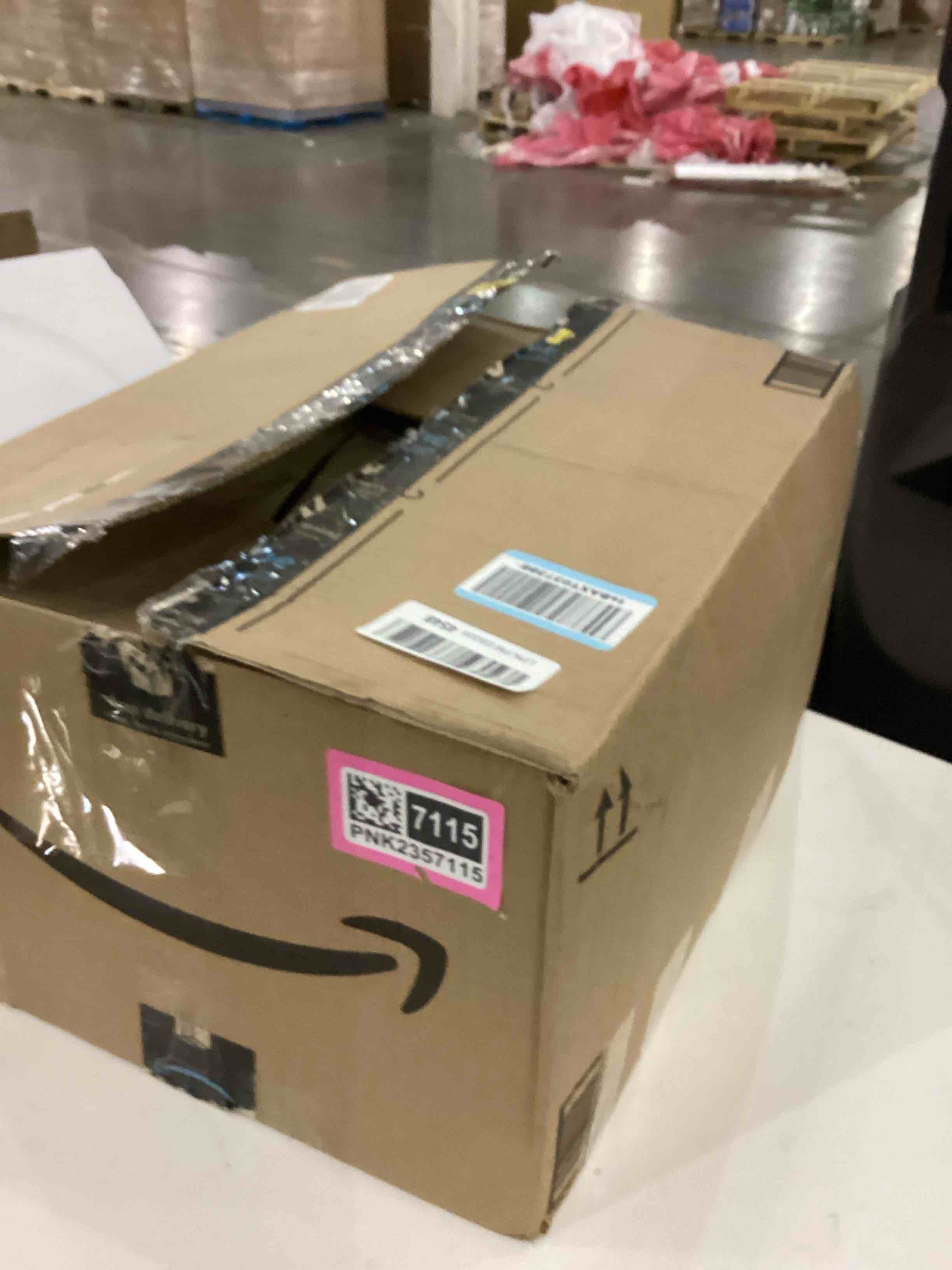 https://s3.amazonaws.com/lotting-images-prod/bidfta/PNK2357115_1754593838477.jpeg