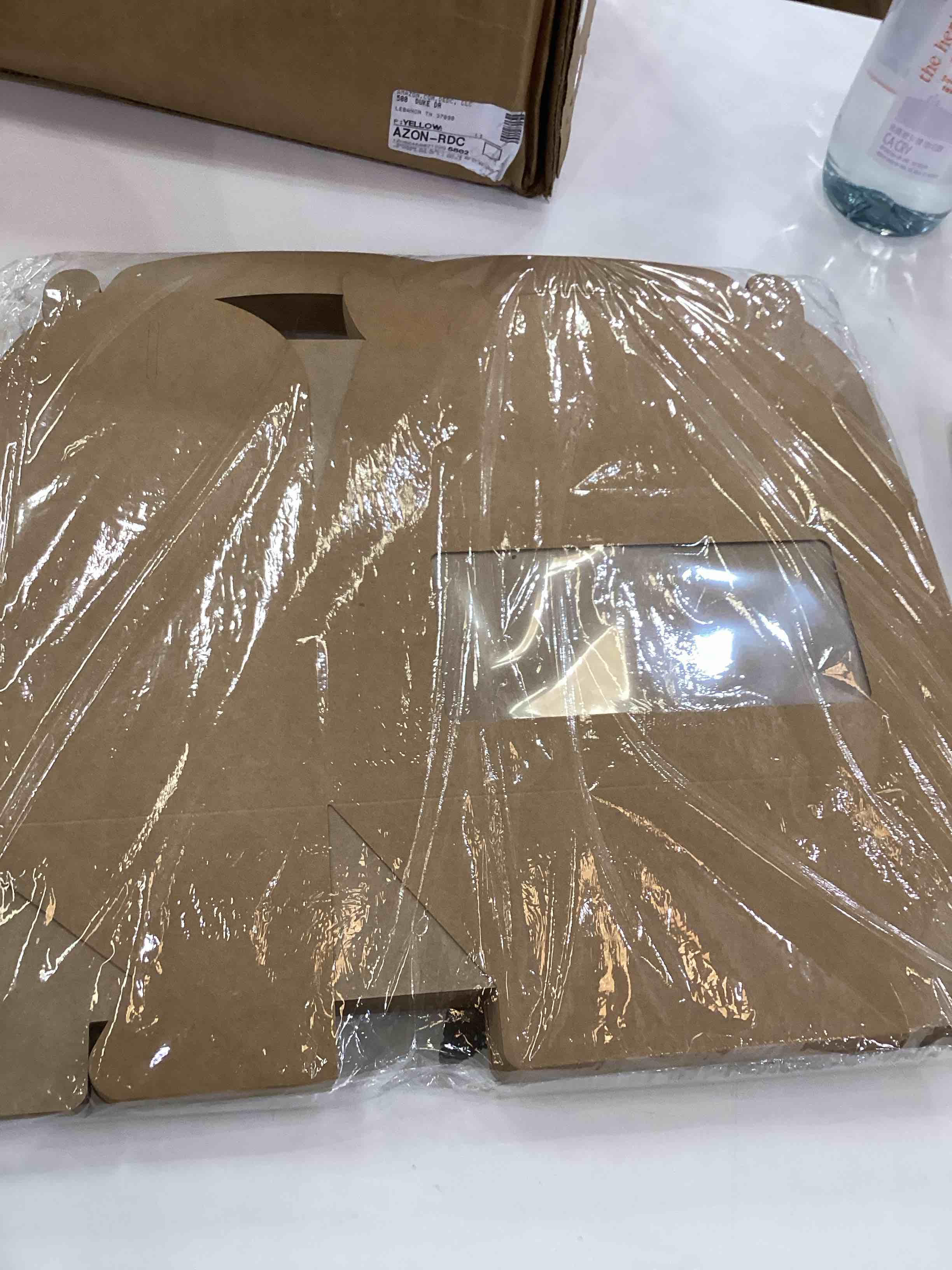 https://s3.amazonaws.com/lotting-images-prod/bidfta/PNK2358526_1755192344298.jpeg
