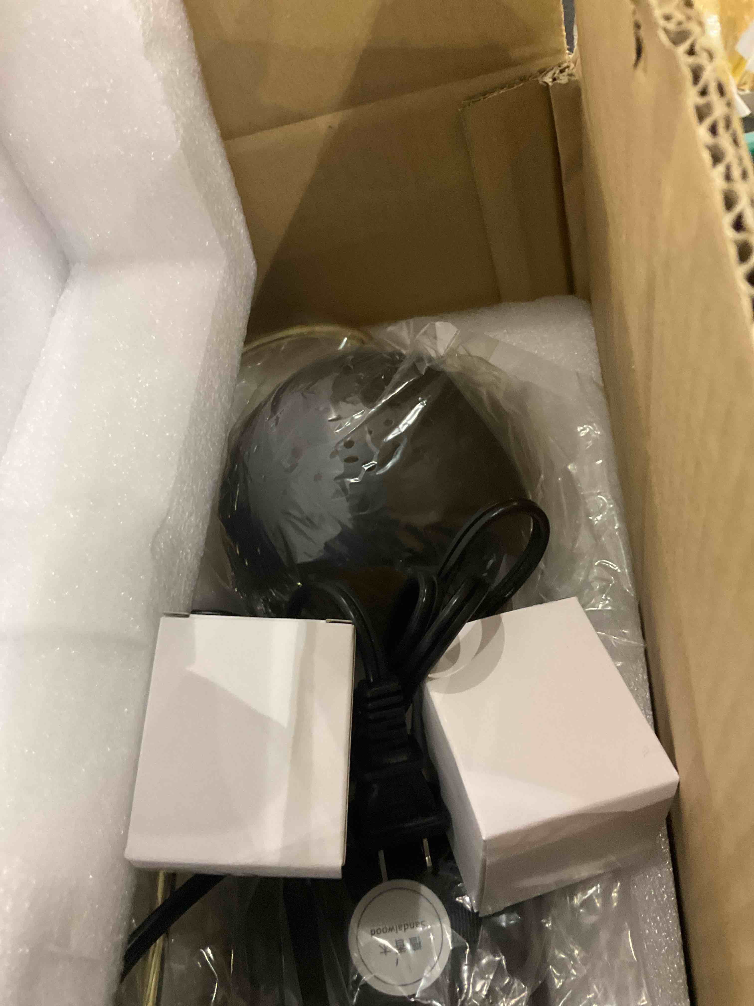 https://s3.amazonaws.com/lotting-images-prod/bidfta/PNK2359815_1754649537236.jpeg