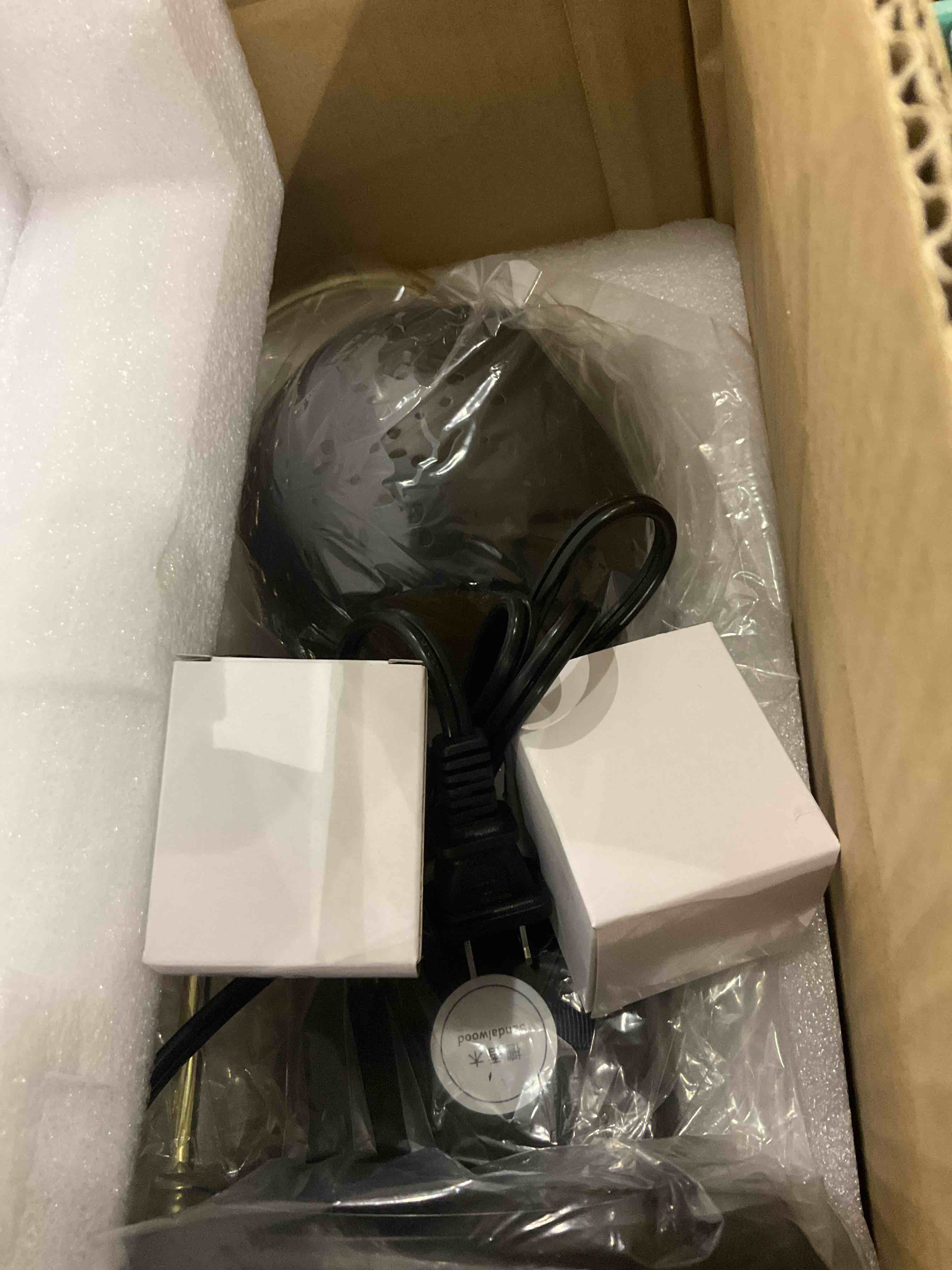 https://s3.amazonaws.com/lotting-images-prod/bidfta/PNK2359815_1754649540894.jpeg